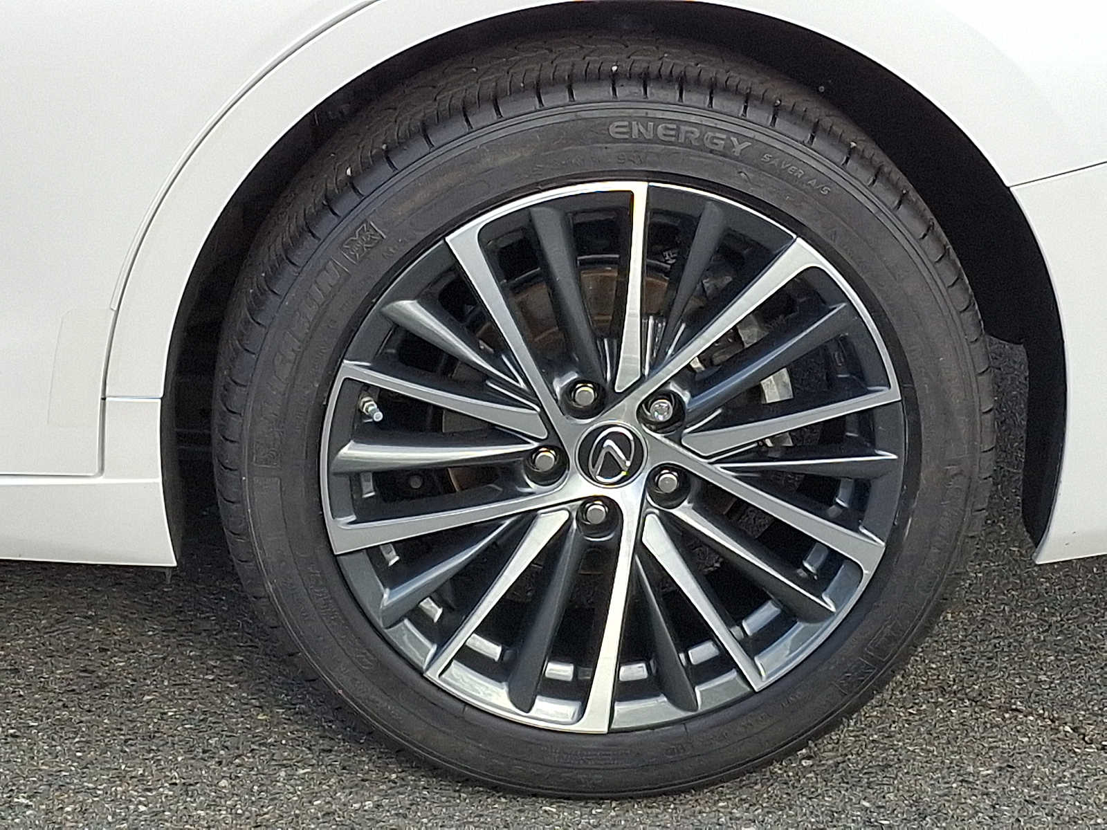 Thumbnail: 2023 Lexus ES - 7