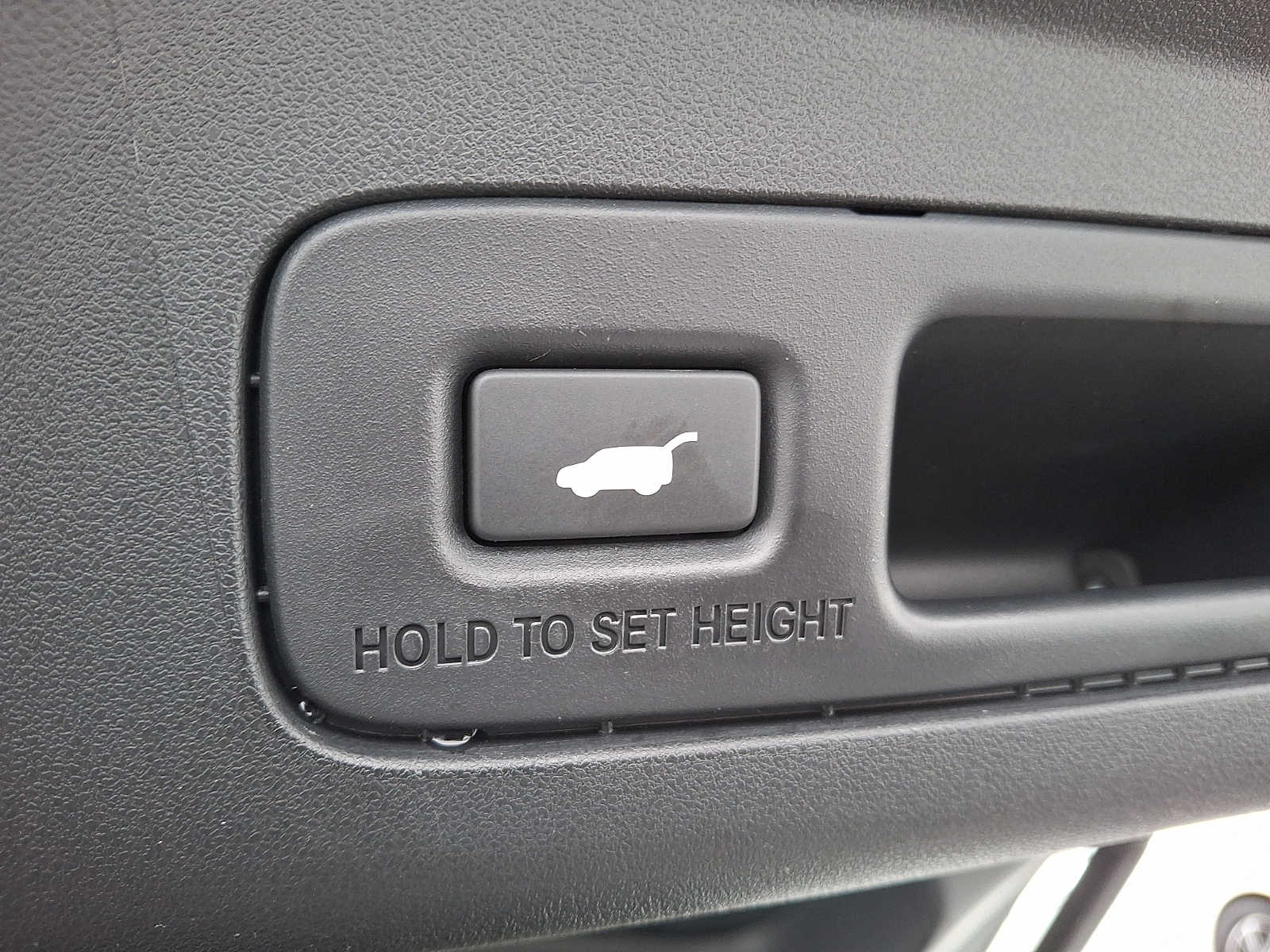 Thumbnail: 2025 Acura ADX - 30