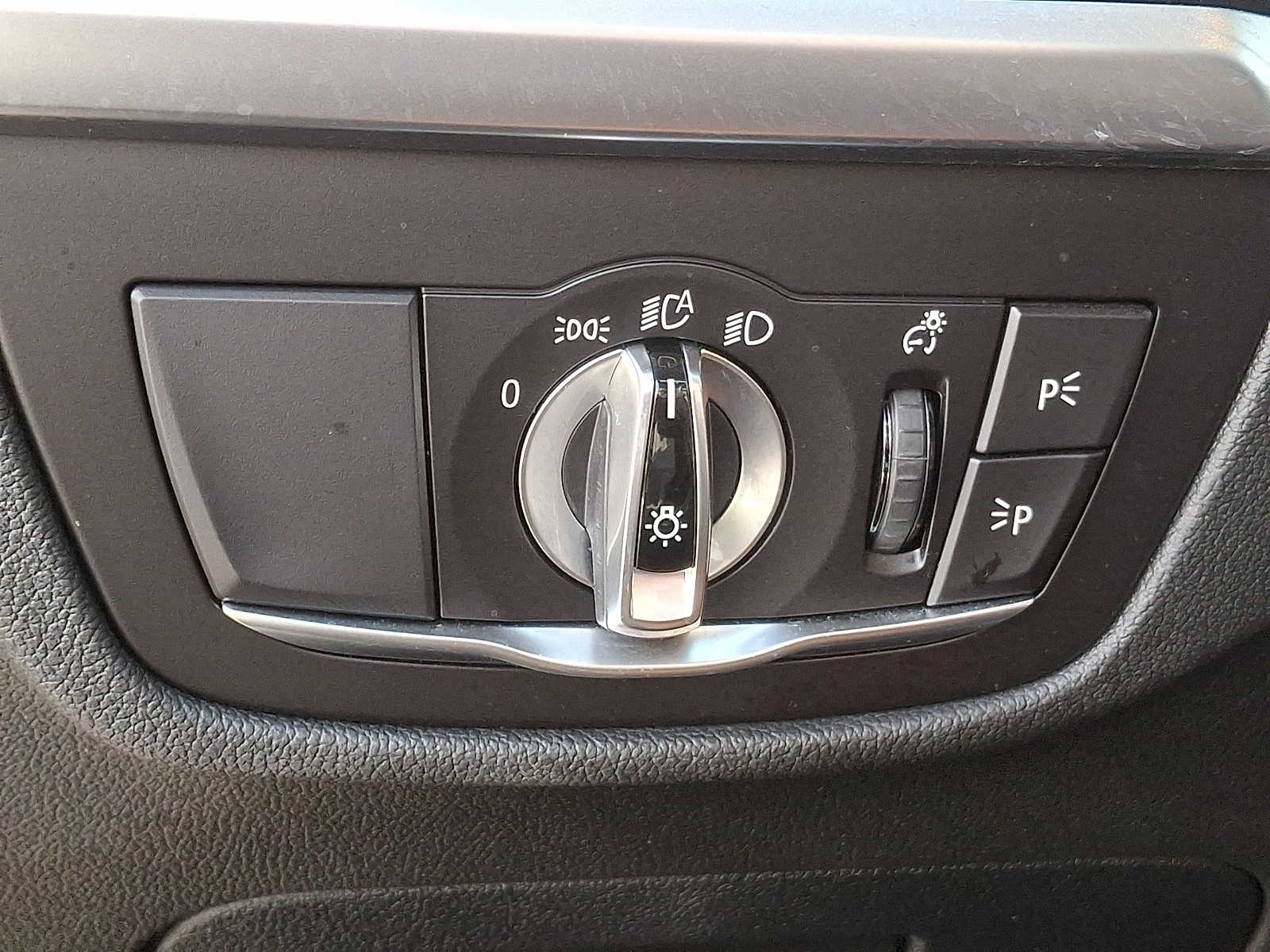 Thumbnail: 2022 BMW X4 - 24