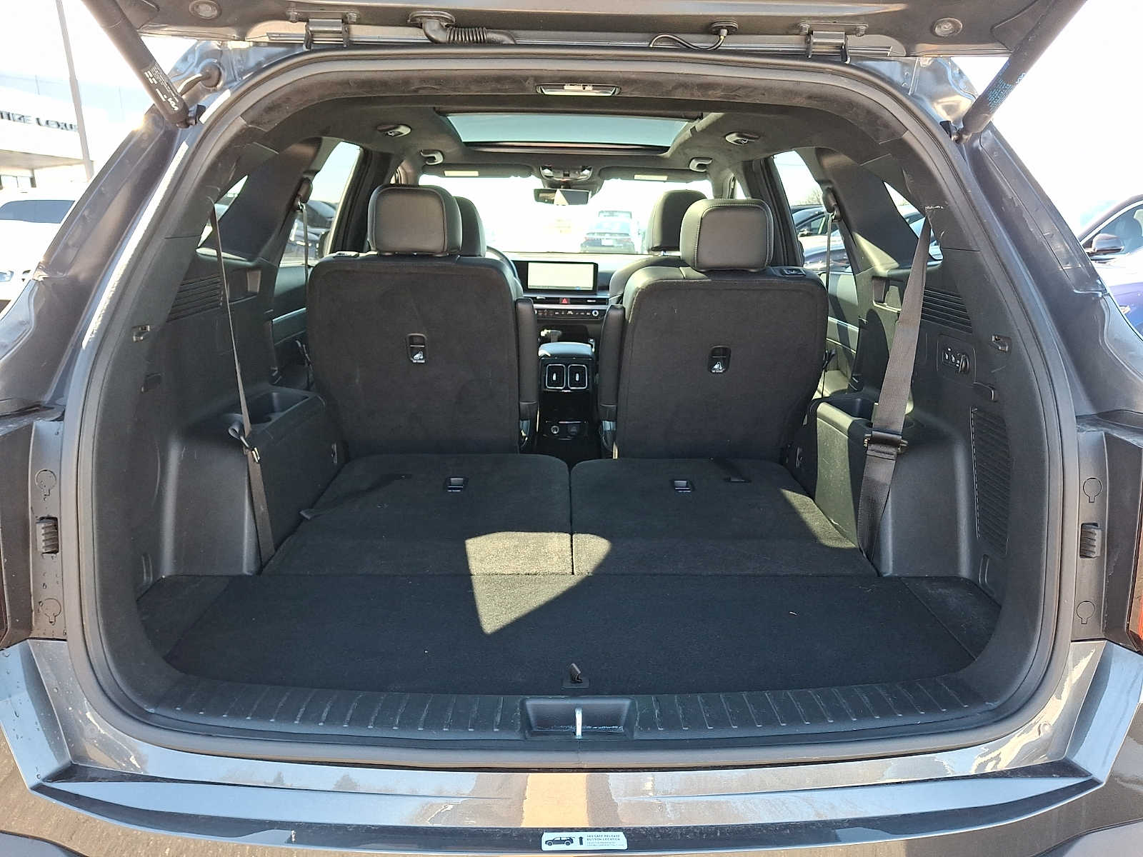 Thumbnail: 2024 Kia Sorento - 29