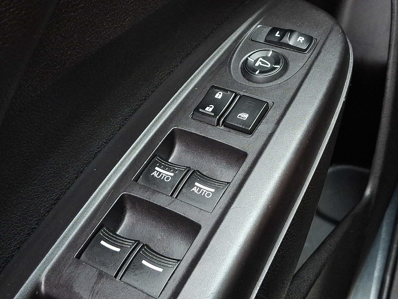 Thumbnail: 2015 Acura RDX - 23