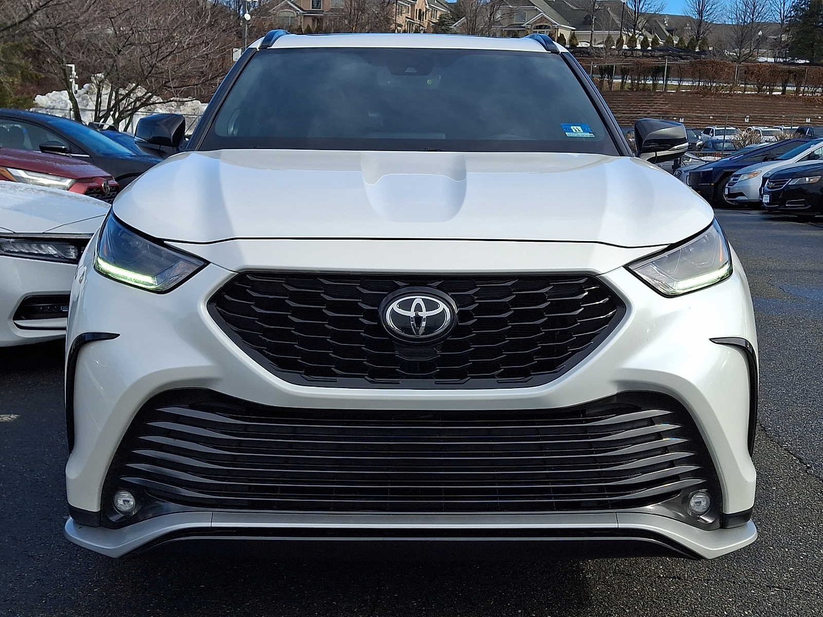 Thumbnail: 2021 Toyota Highlander - 2