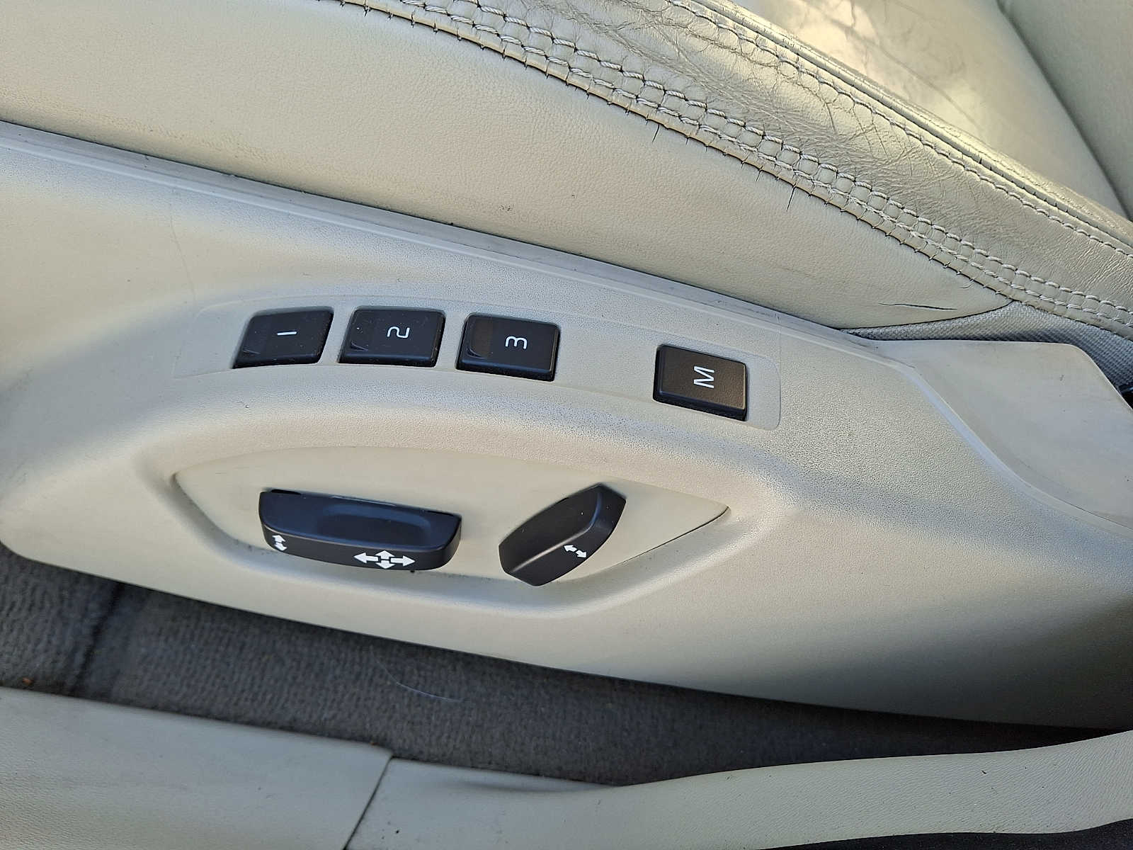 Thumbnail: 2012 Volvo XC60 - 12