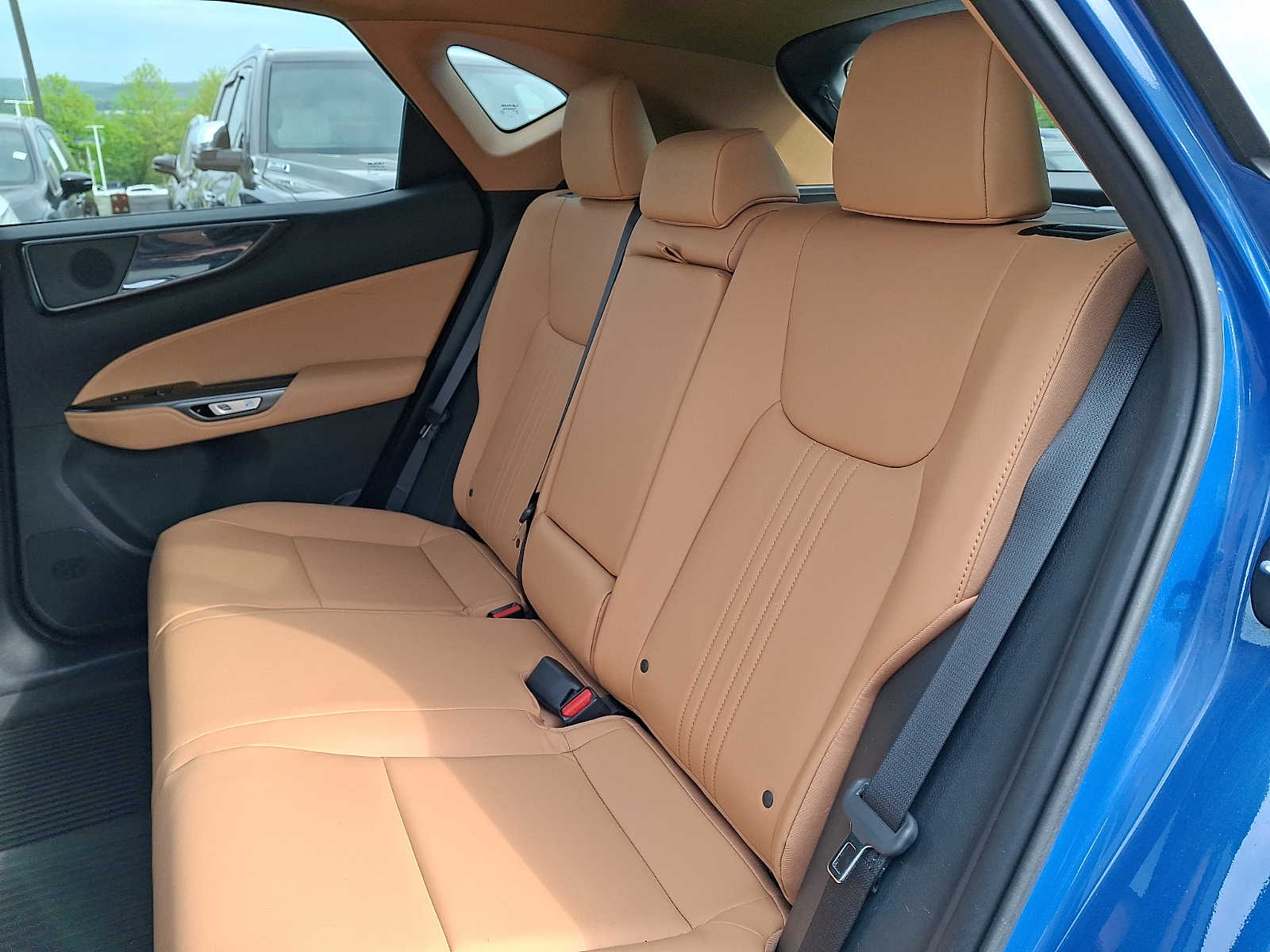 Thumbnail: 2024 Lexus ES - 6