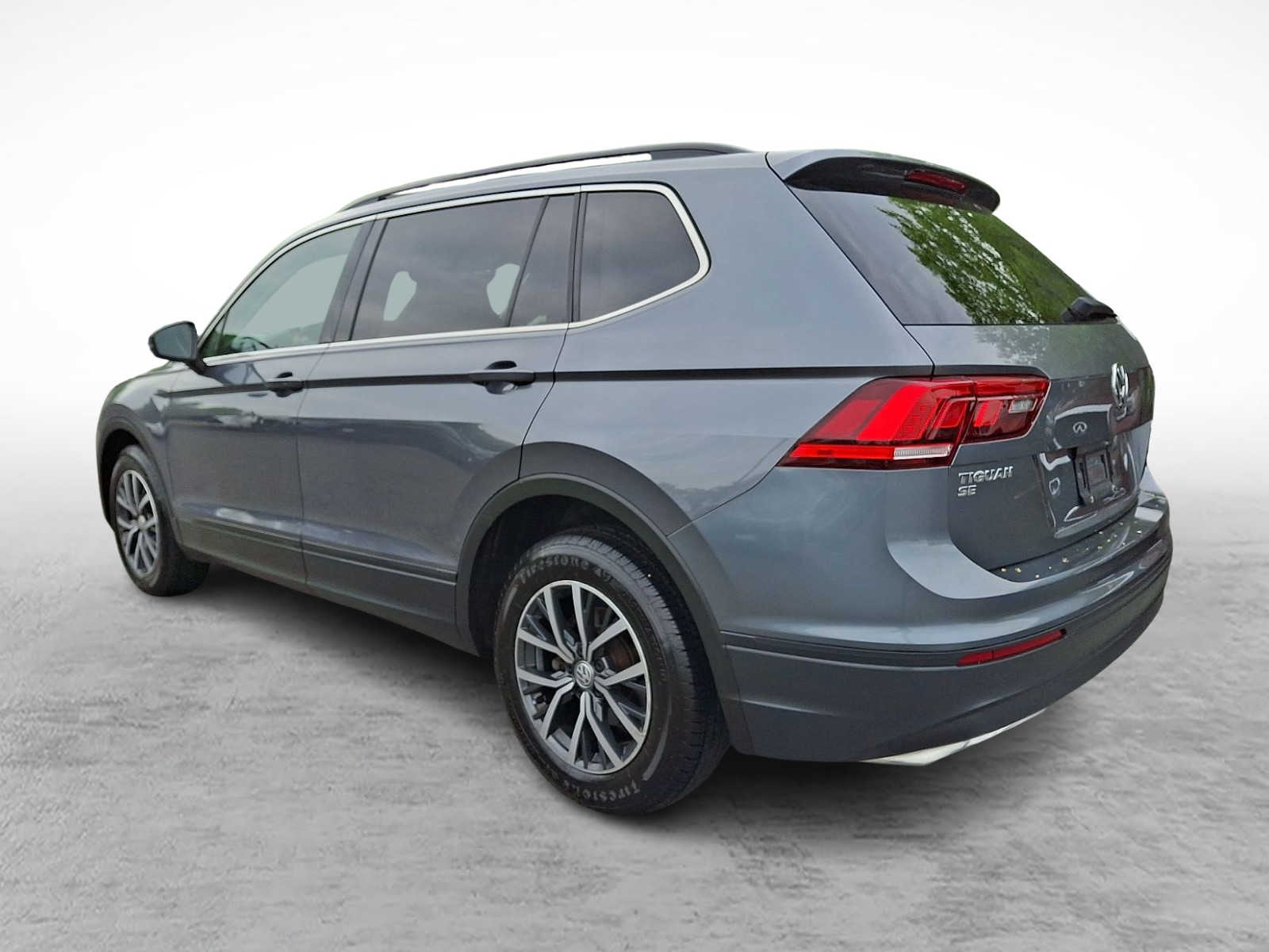 Thumbnail: 2019 Volkswagen Tiguan - 6