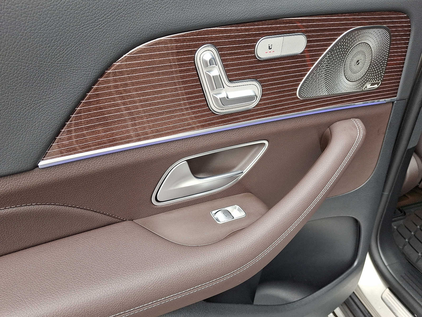 2022 Mercedes-Benz GLS 450 4MATIC 8