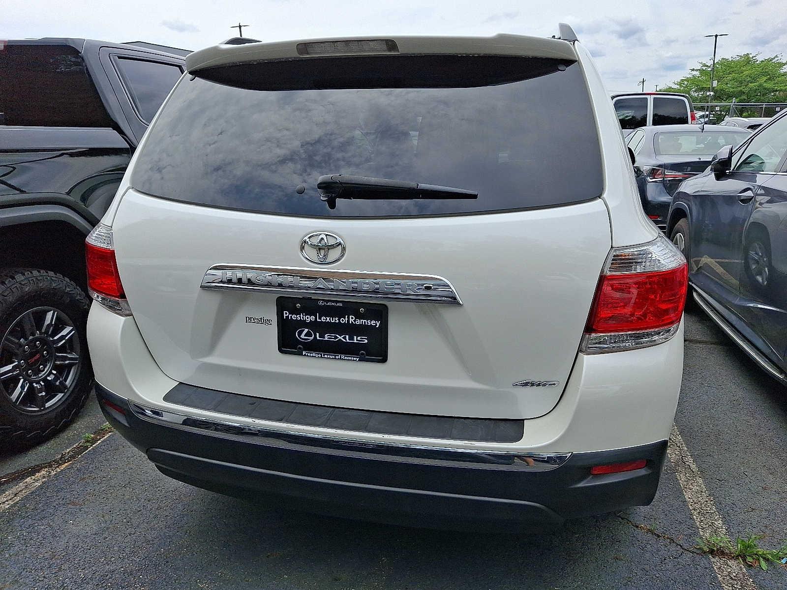 Thumbnail: 2011 Toyota Highlander - 5