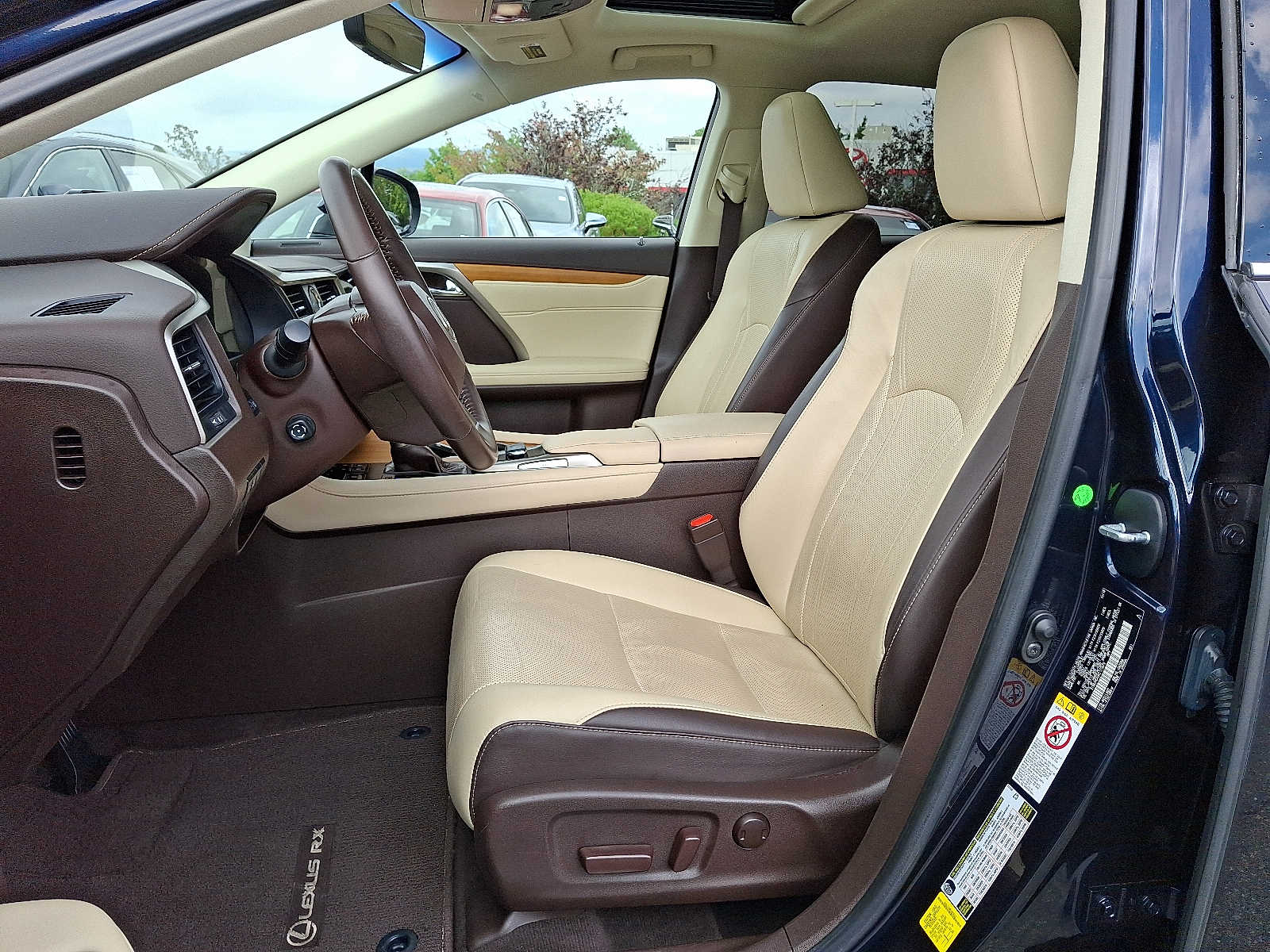 Thumbnail: 2019 Lexus RX - 10