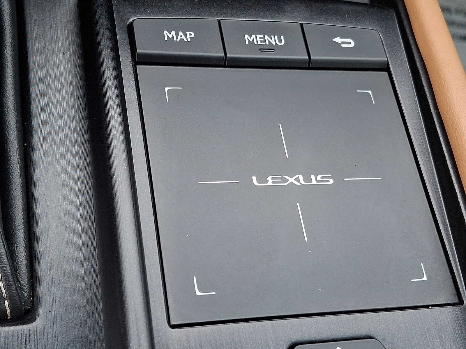 Thumbnail: 2019 Lexus ES - 22