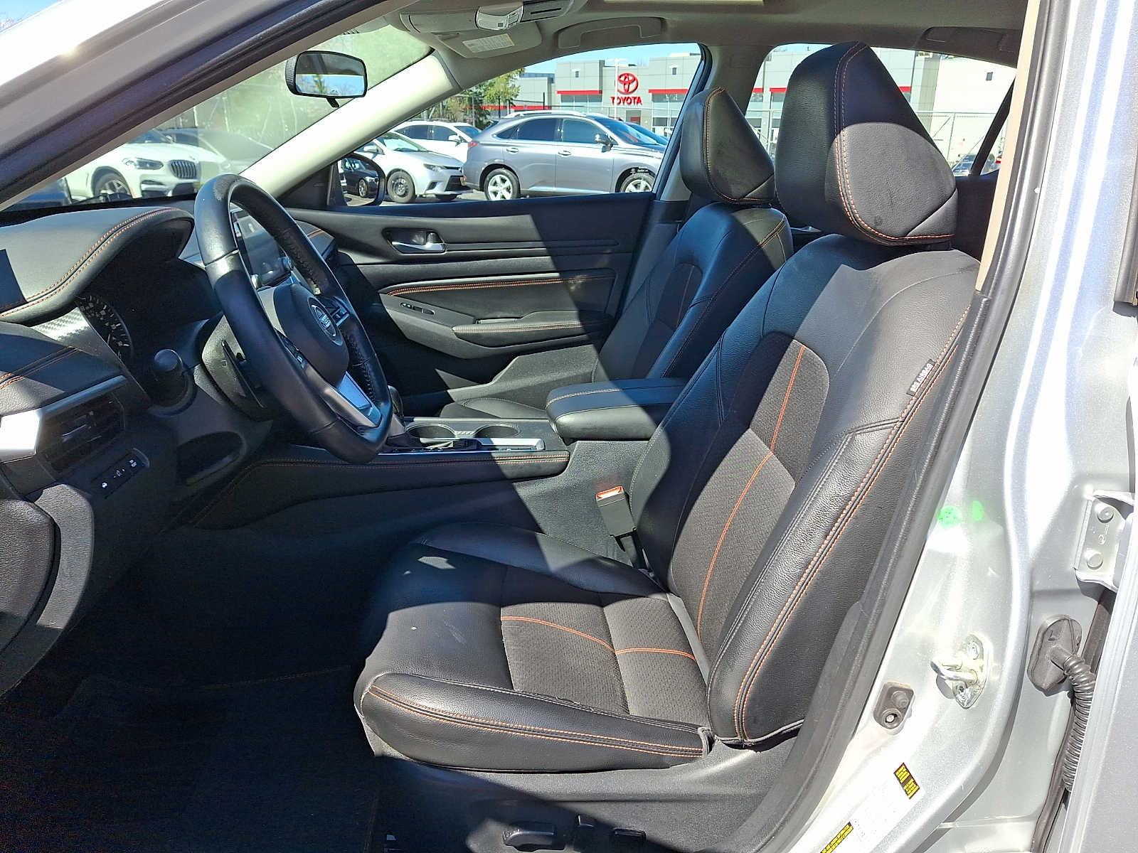 Thumbnail: 2020 Nissan Altima - 11