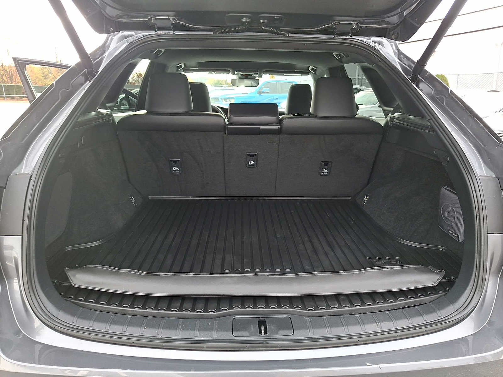 Thumbnail: 2023 Lexus RX - 26