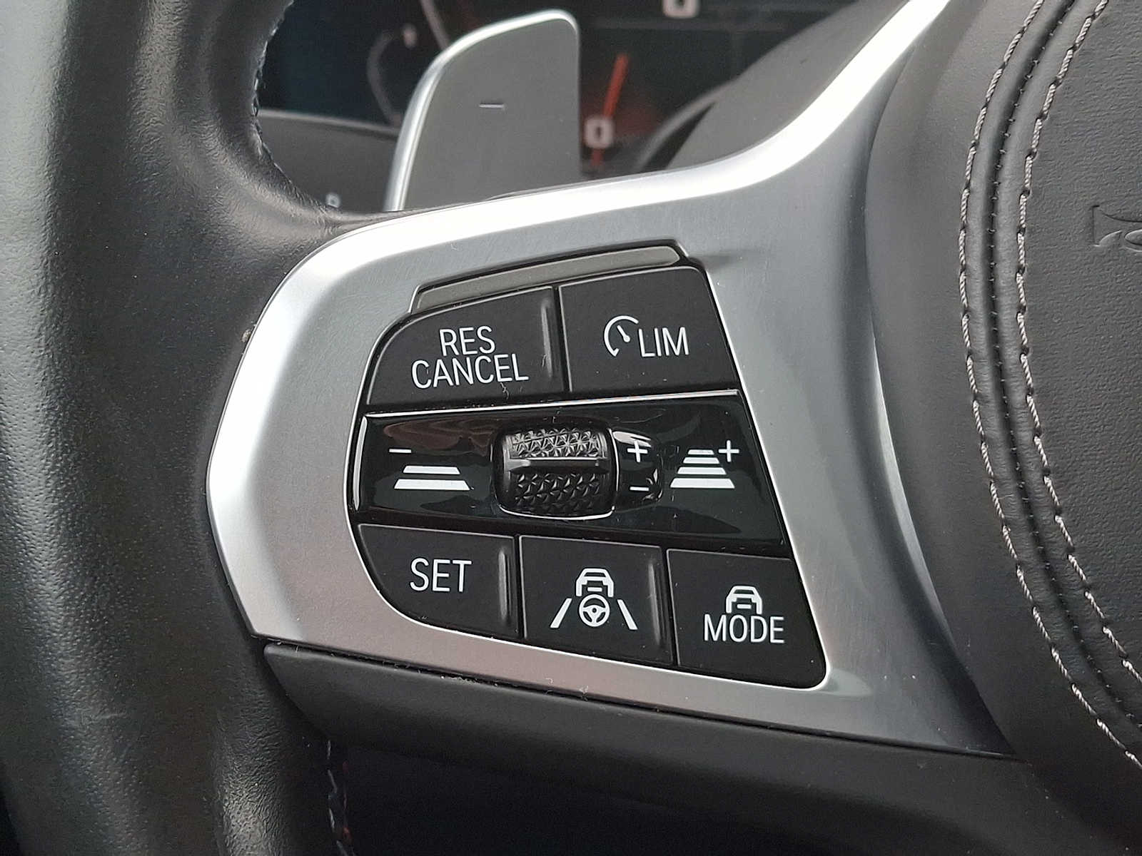 Thumbnail: 2023 BMW 8 Series - 19