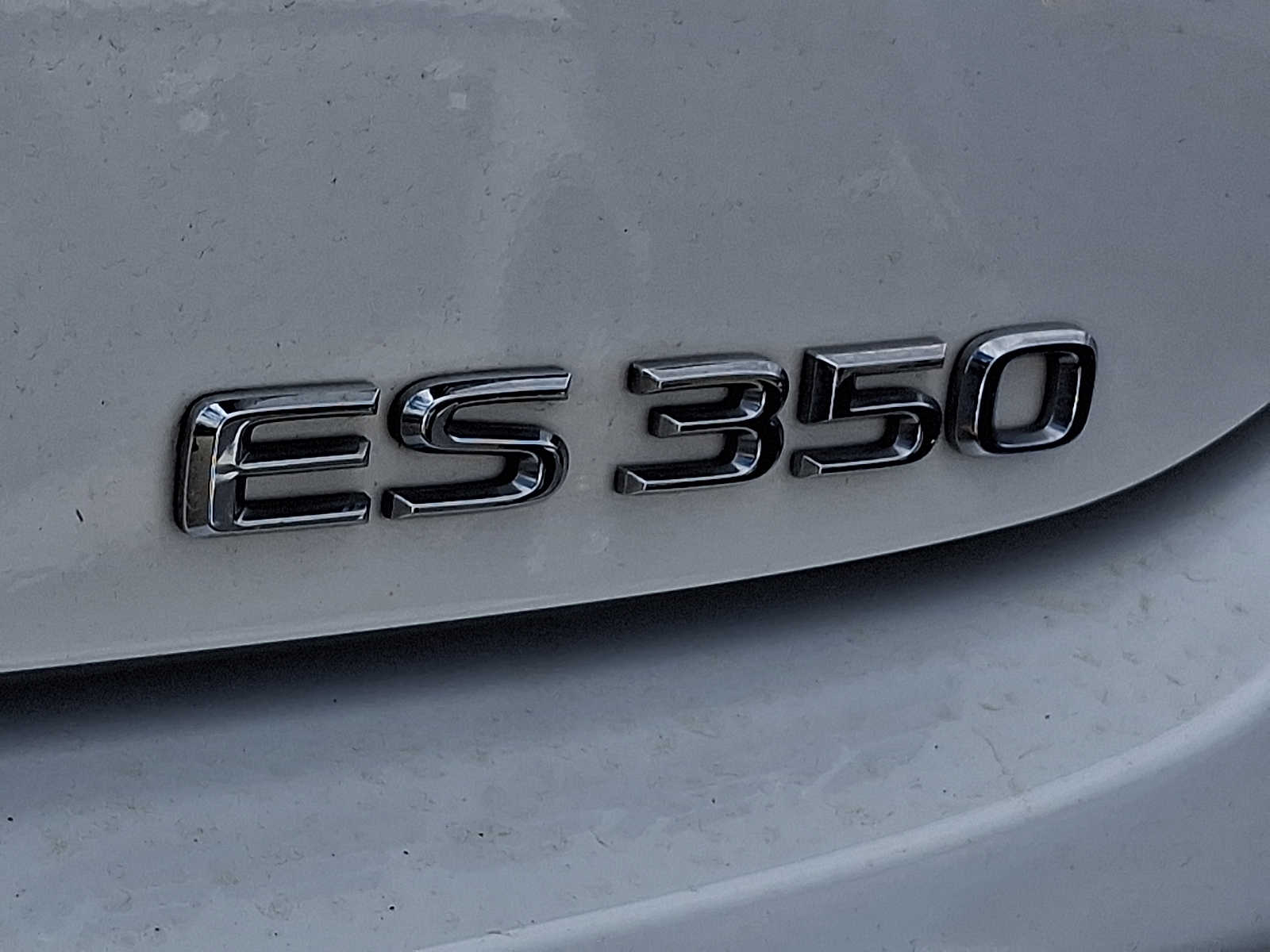 Thumbnail: 2021 Lexus ES - 28