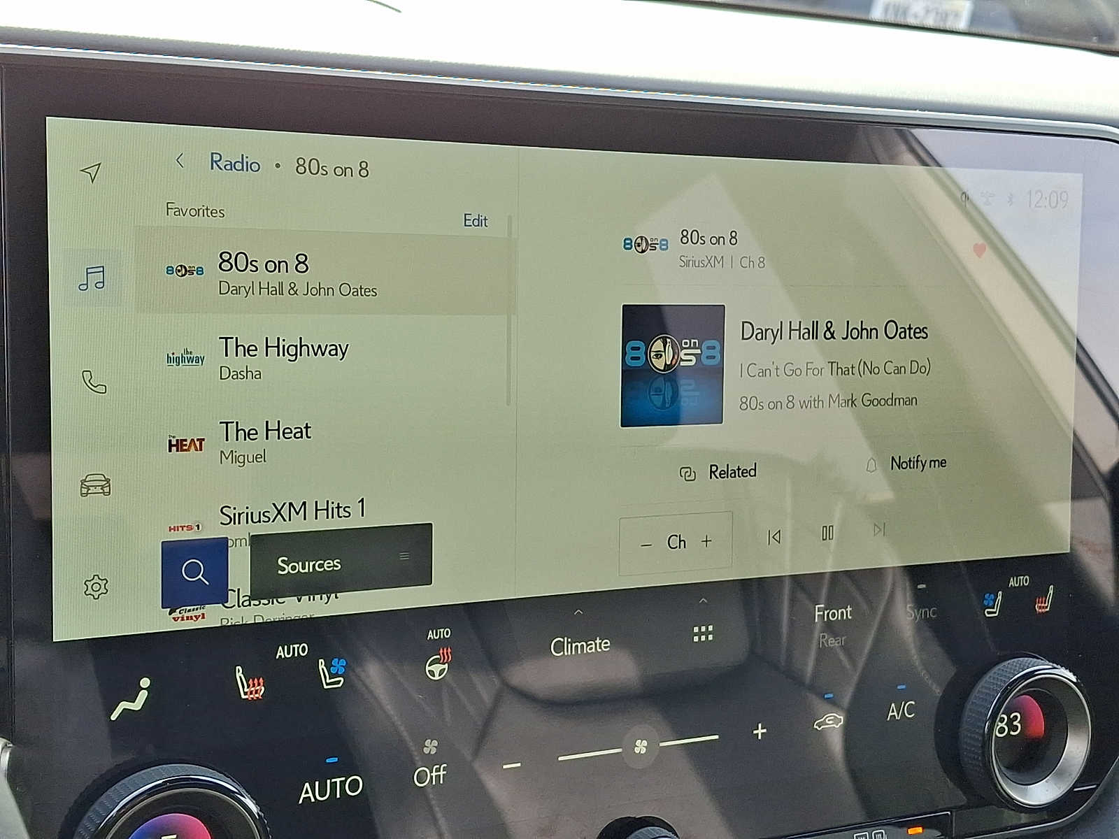 Thumbnail: 2025 Lexus RX - 15