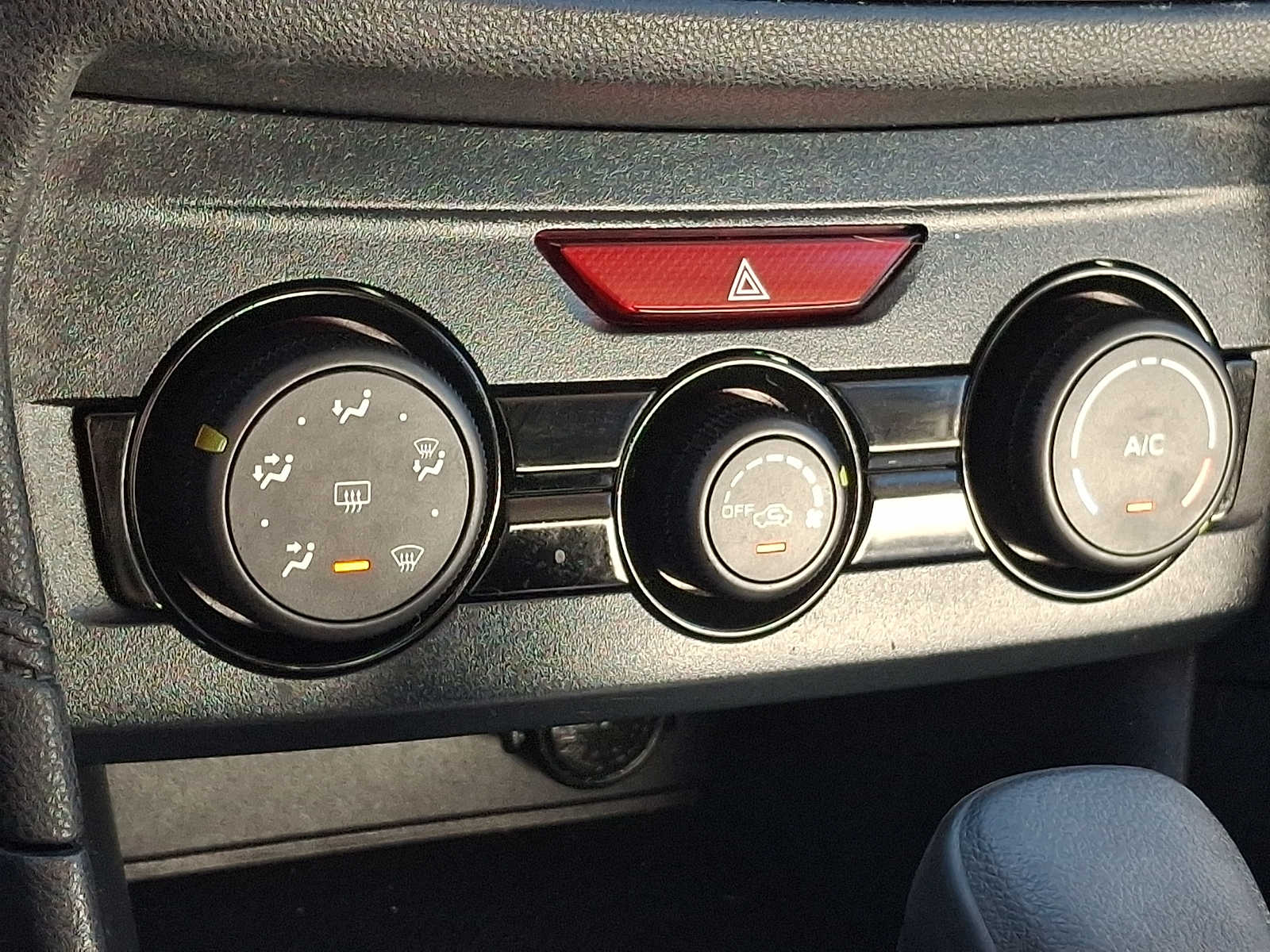 Thumbnail: 2019 Subaru Crosstrek - 14