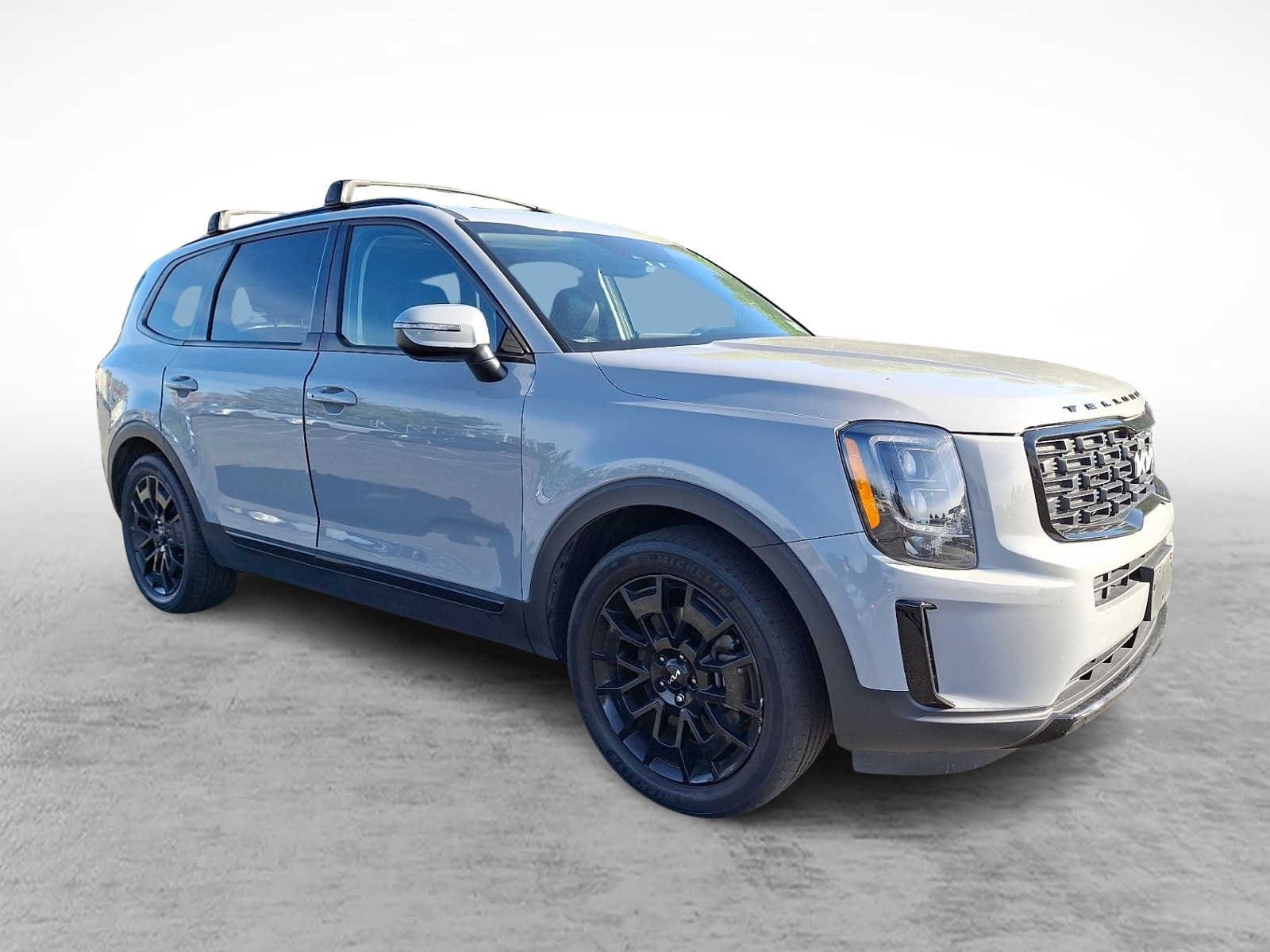 Thumbnail: 2022 Kia Telluride - 3