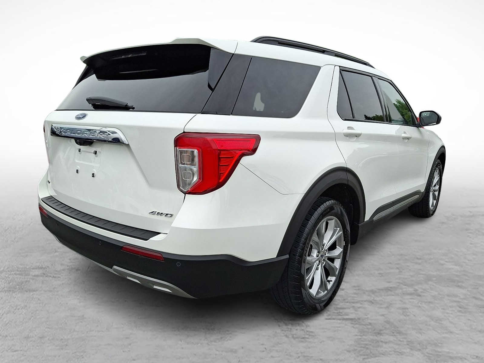 Thumbnail: 2021 Ford Explorer - 3