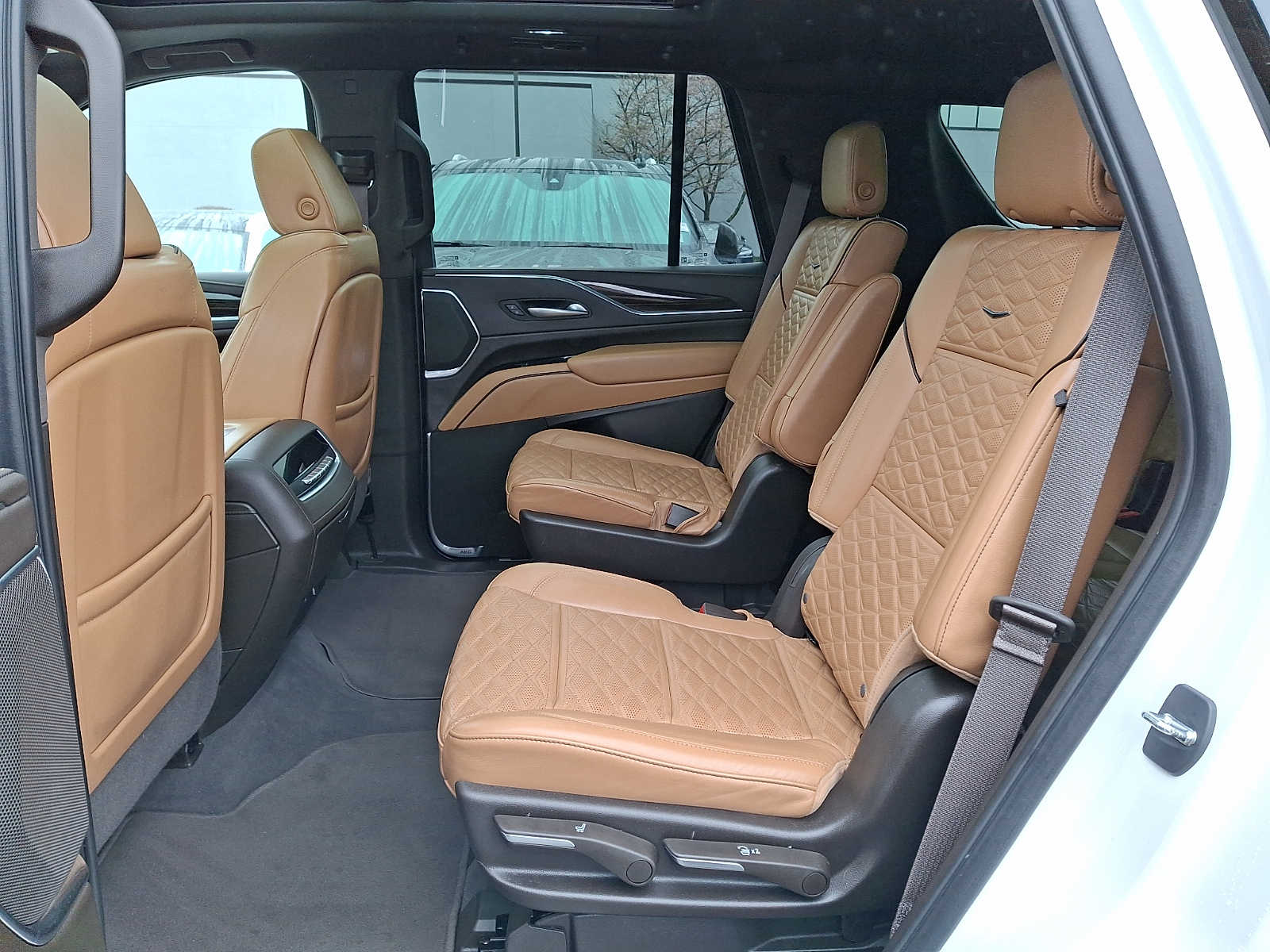 Thumbnail: 2023 Cadillac Escalade - 7