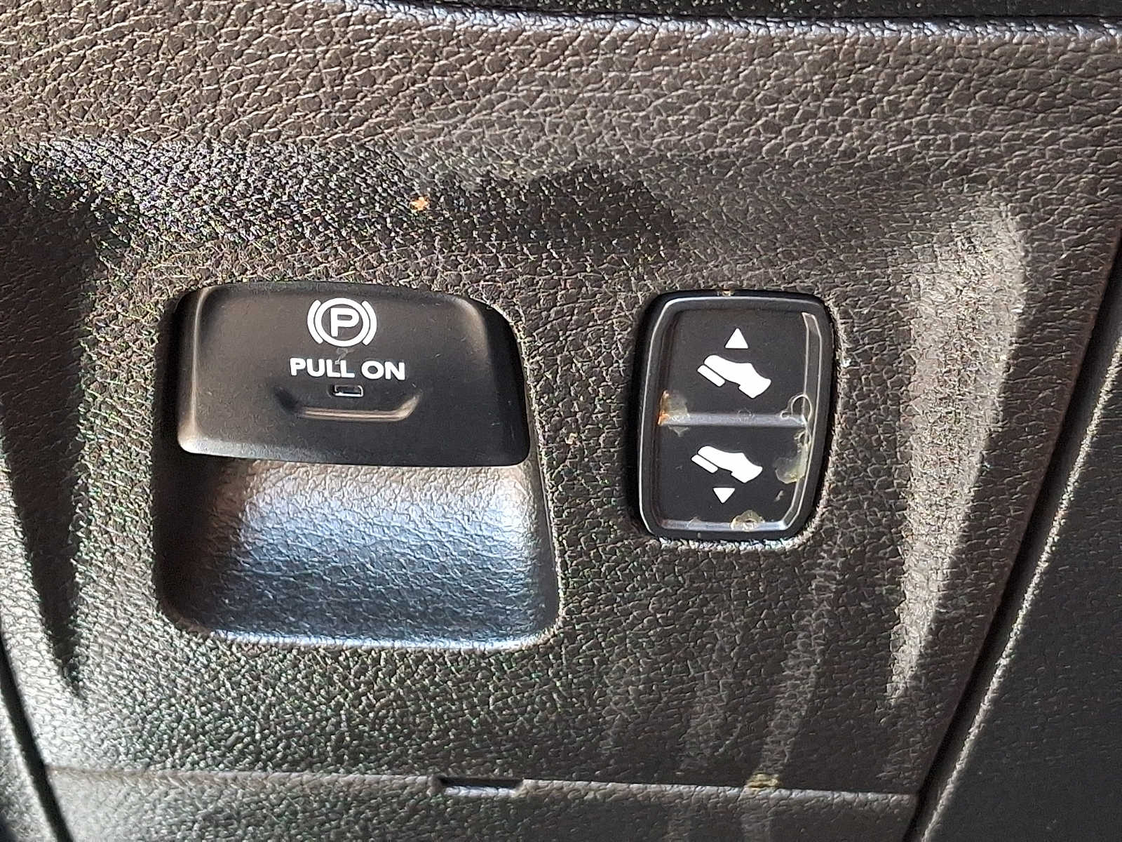 Thumbnail: 2021 RAM 1500 - 25