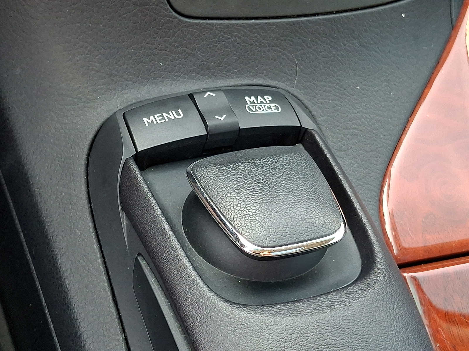 Thumbnail: 2011 Lexus RX - 22
