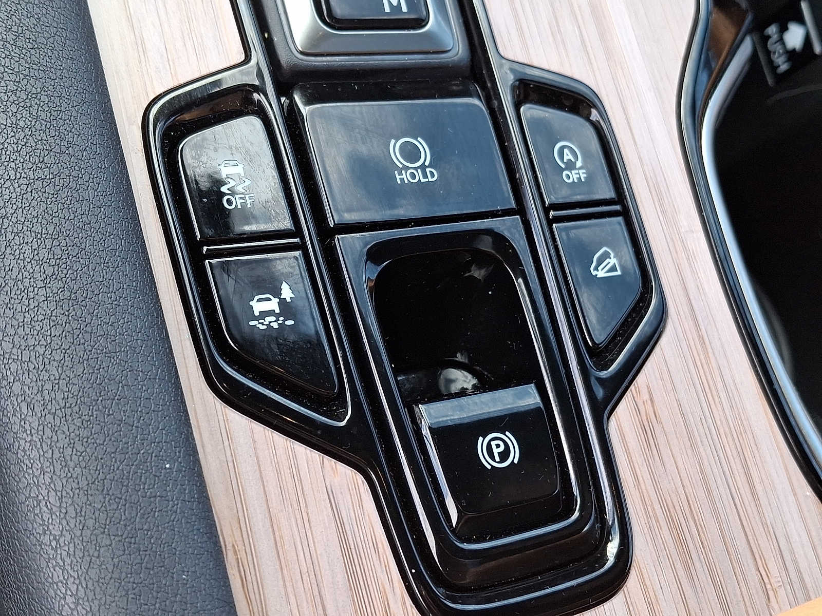 Thumbnail: 2024 Lexus RX - 21