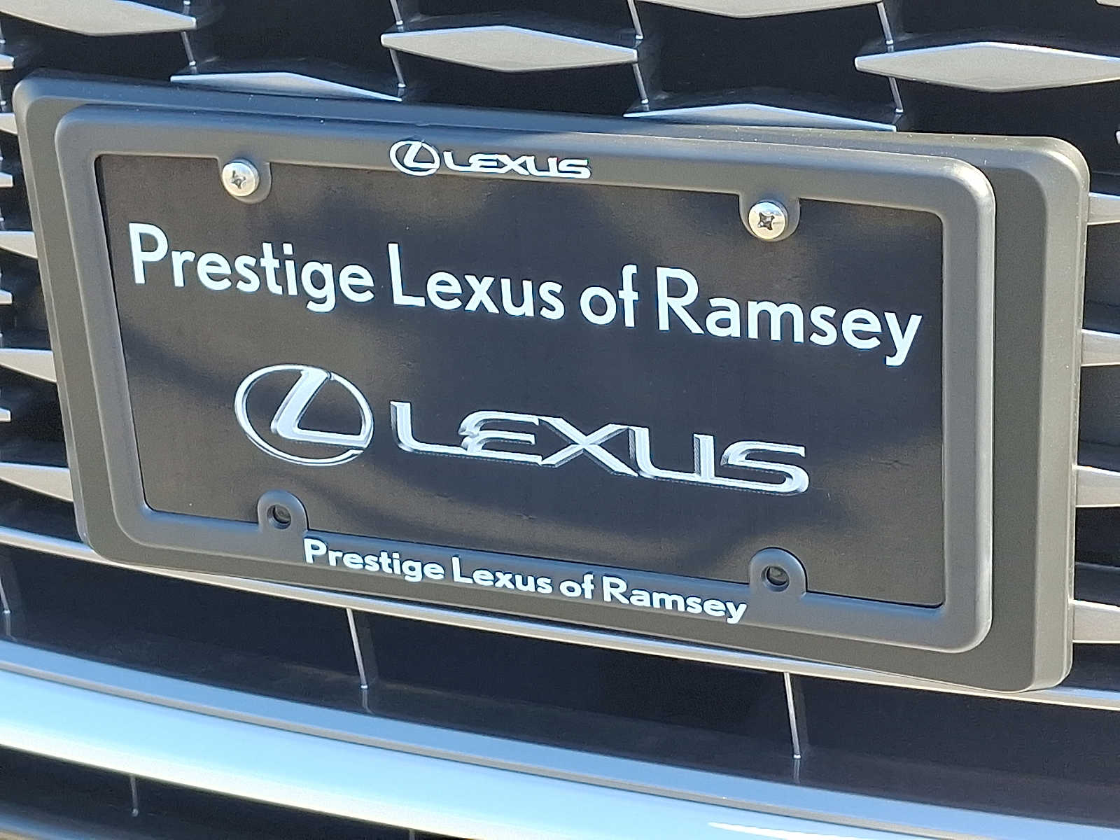 Thumbnail: 2019 Lexus ES - 30