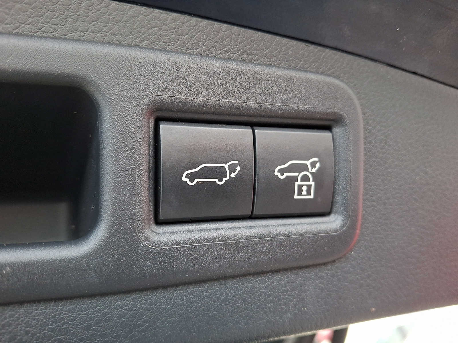 Thumbnail: 2023 Lexus RX - 25