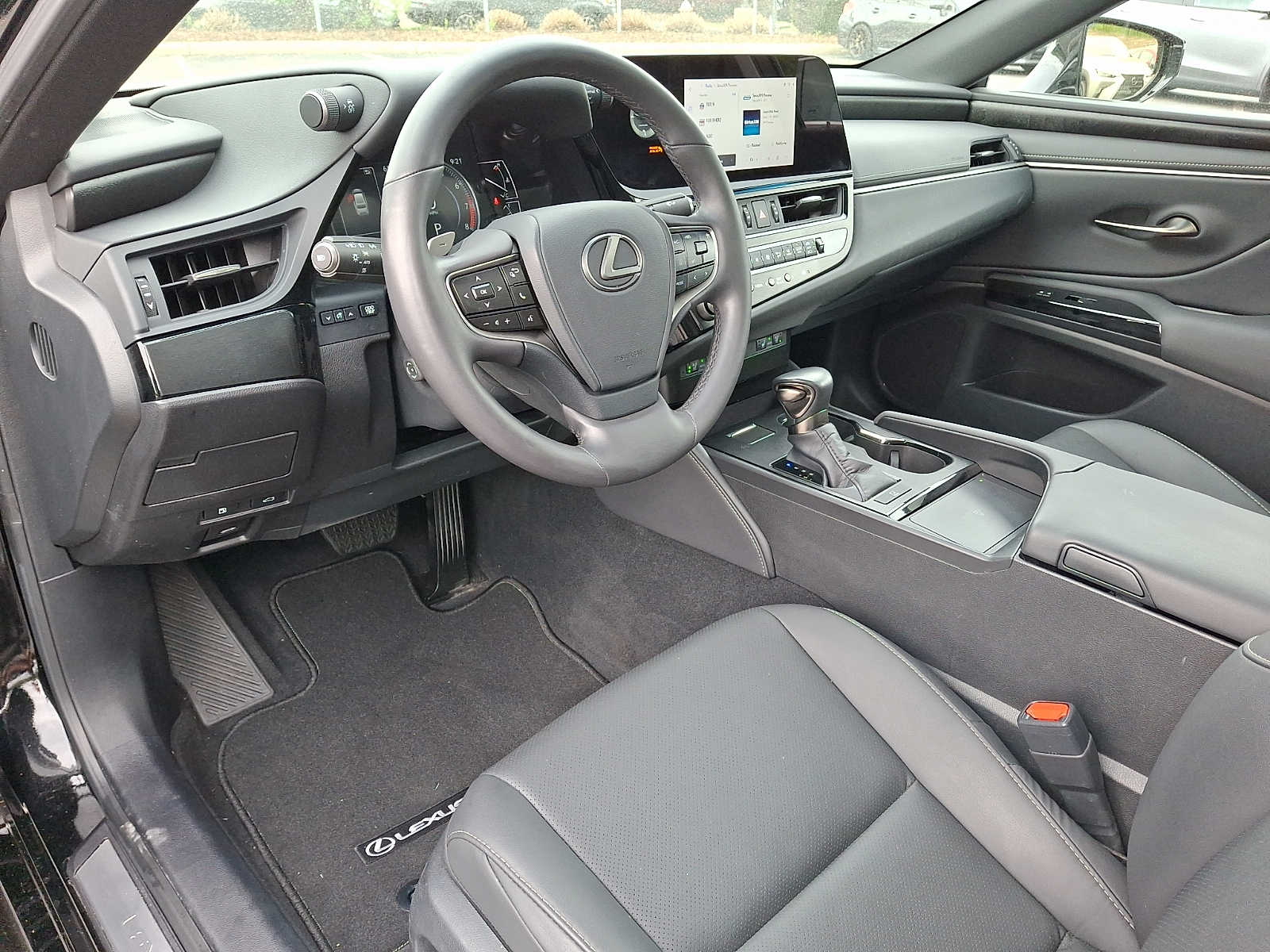 Thumbnail: 2024 Lexus ES - 9