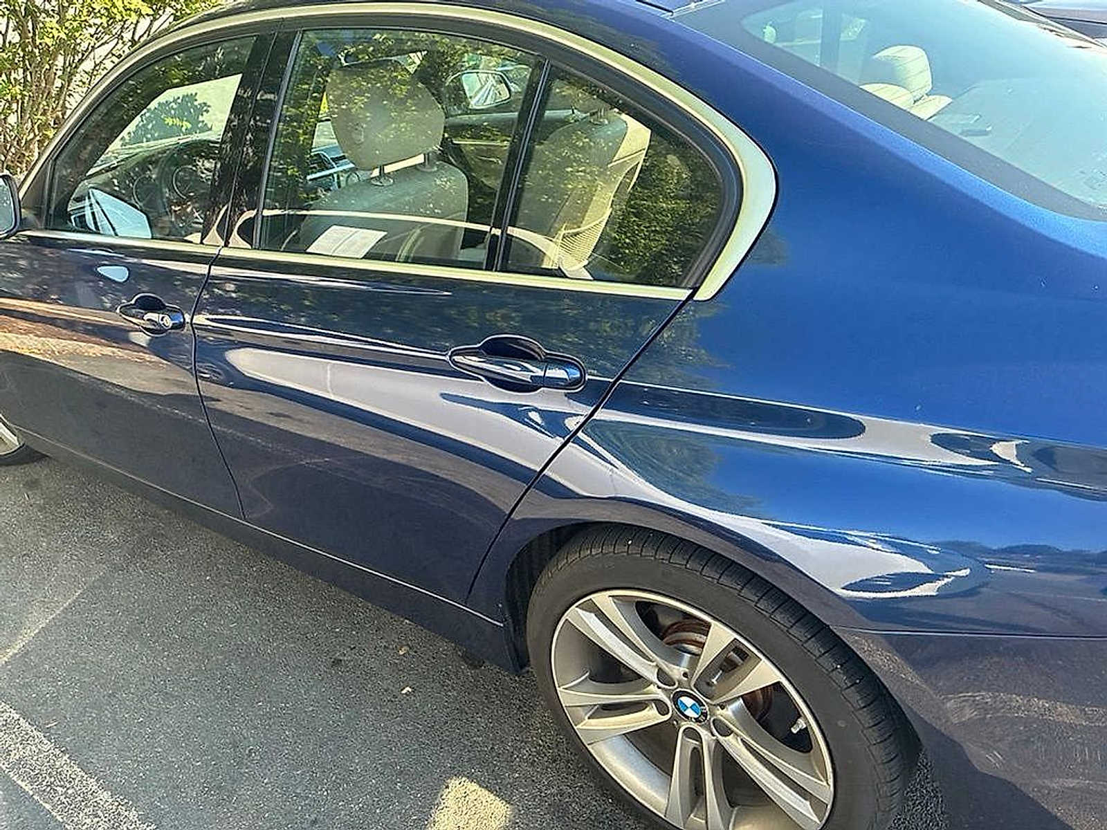 Thumbnail: 2017 BMW 3 Series - 4
