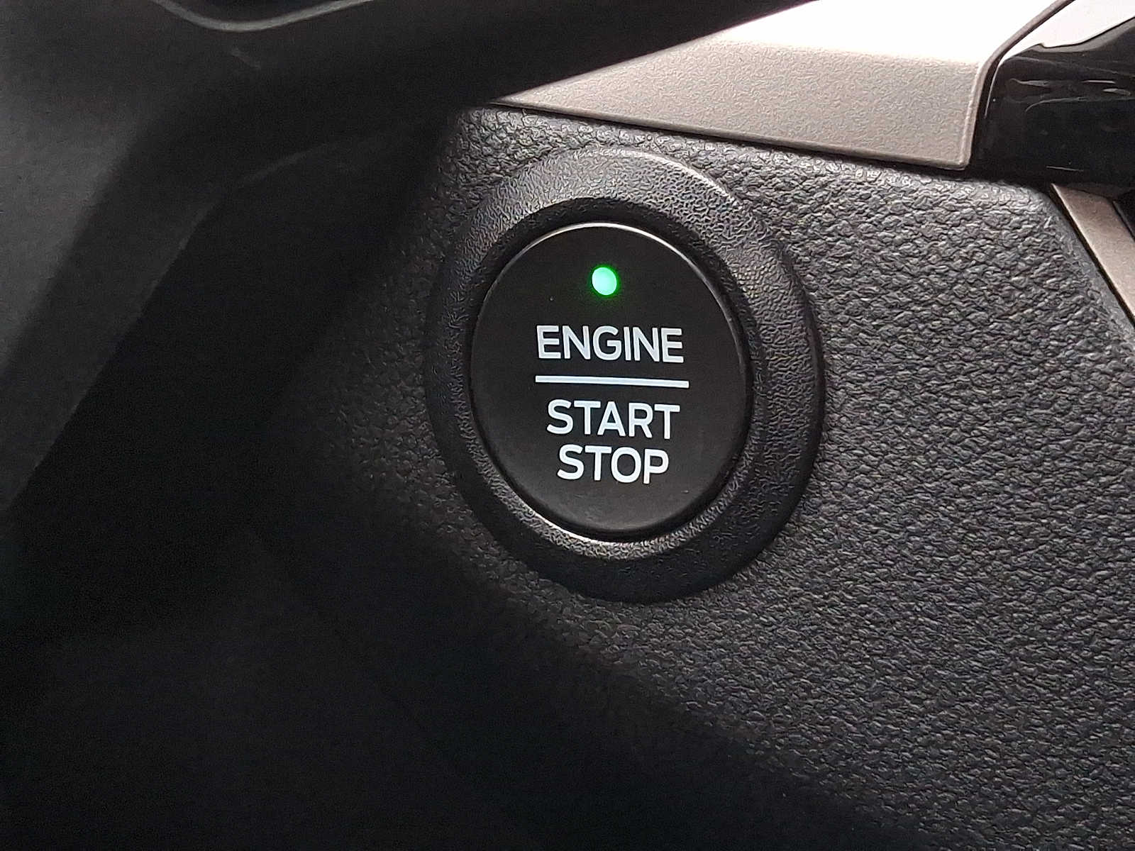 Thumbnail: 2022 Ford Escape - 20