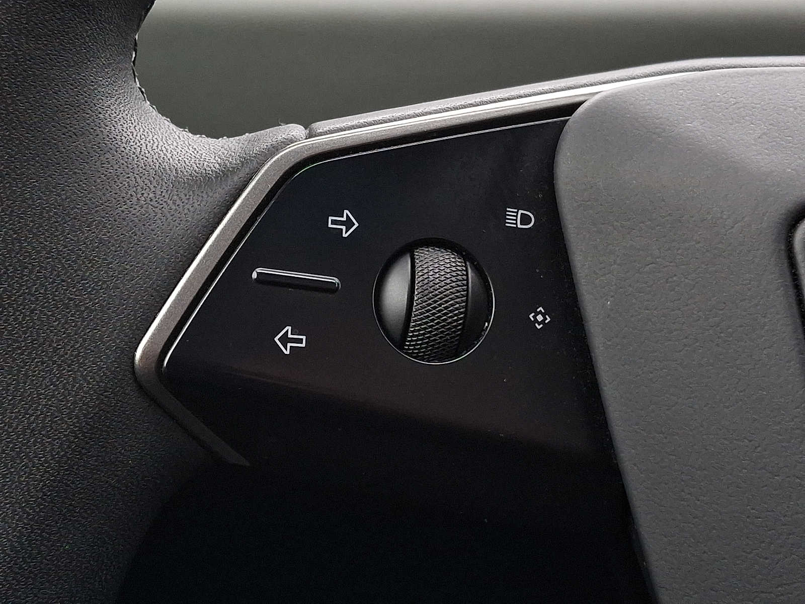 Thumbnail: 2025 Tesla Cybertruck - 21