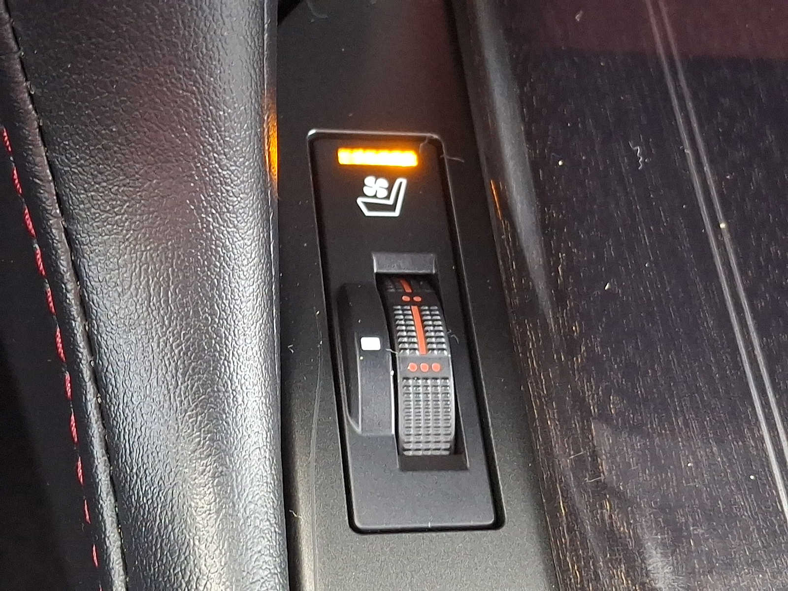 Thumbnail: 2023 Lexus GX - 20