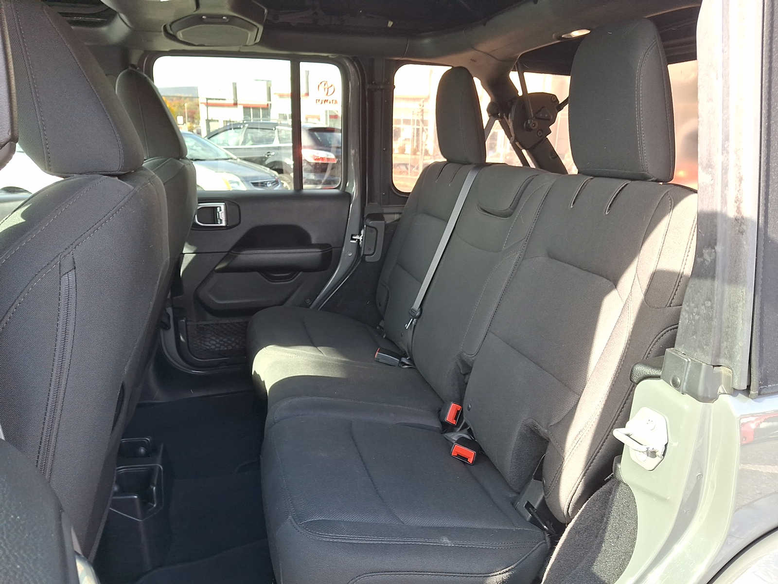 Thumbnail: 2018 Jeep Wrangler - 9