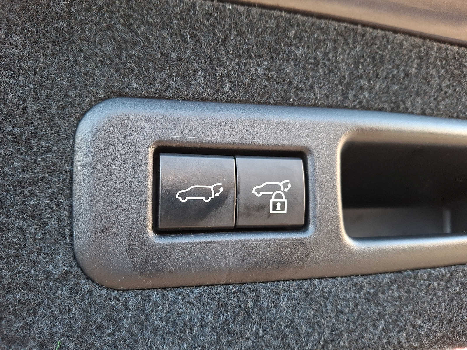 Thumbnail: 2022 Lexus RX - 28