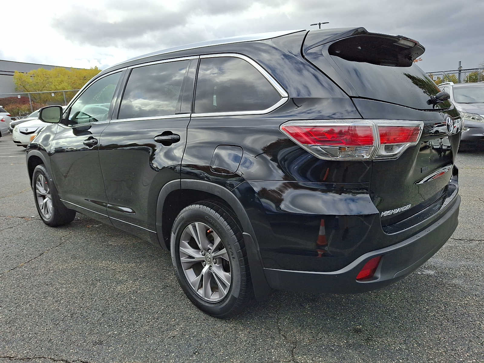 Thumbnail: 2014 Toyota Highlander - 6