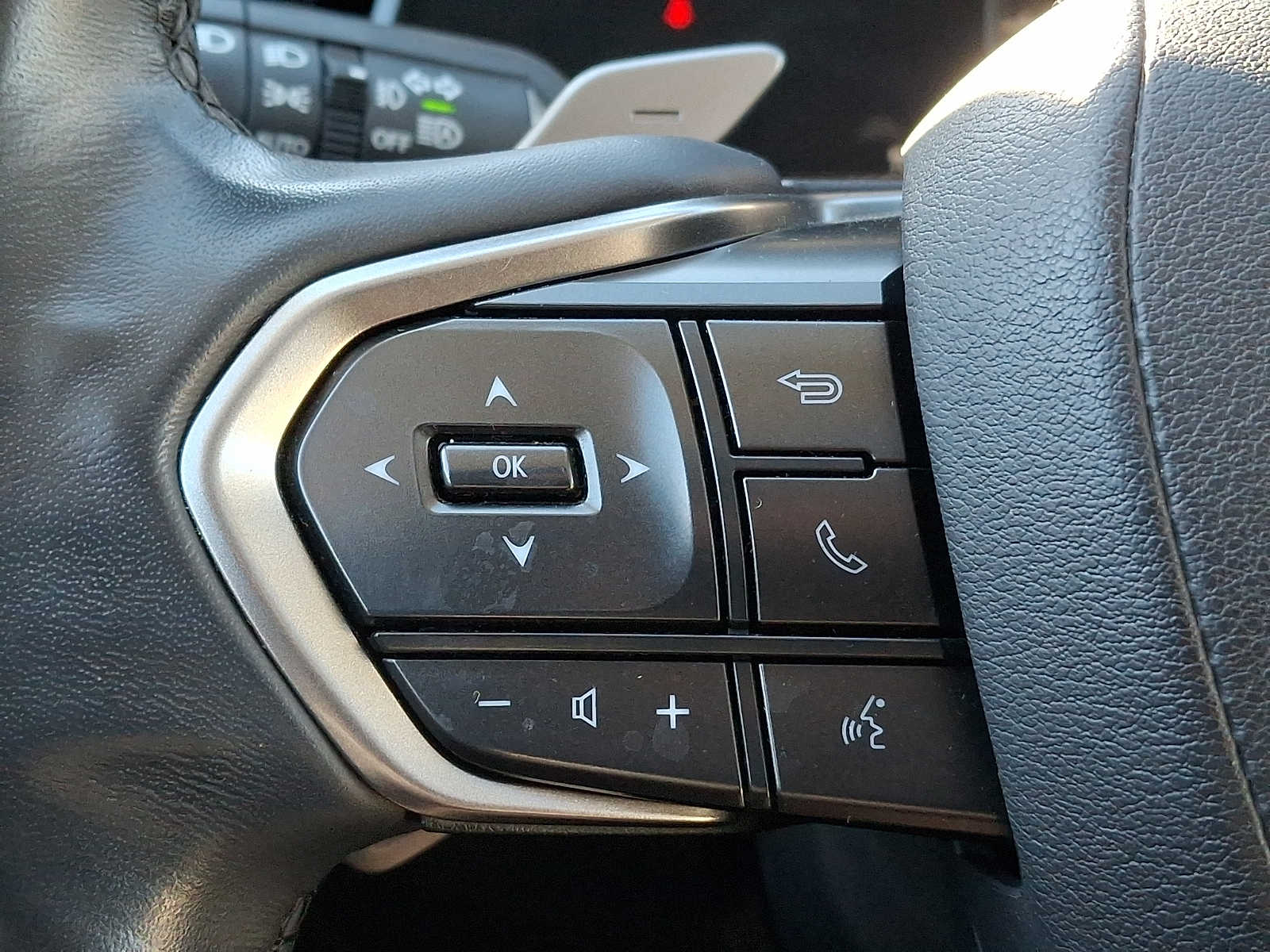 Thumbnail: 2024 Lexus RX - 18