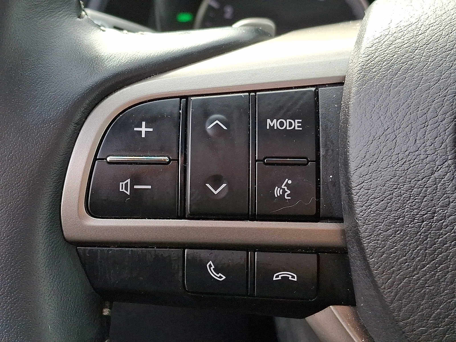 Thumbnail: 2022 Lexus RX - 18