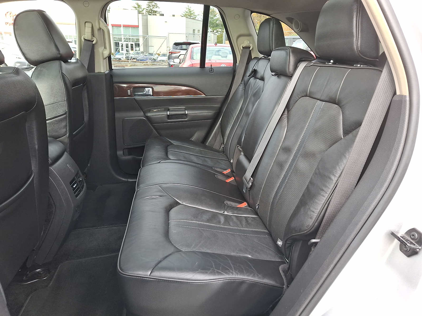 Thumbnail: 2015 Lincoln MKX - 9