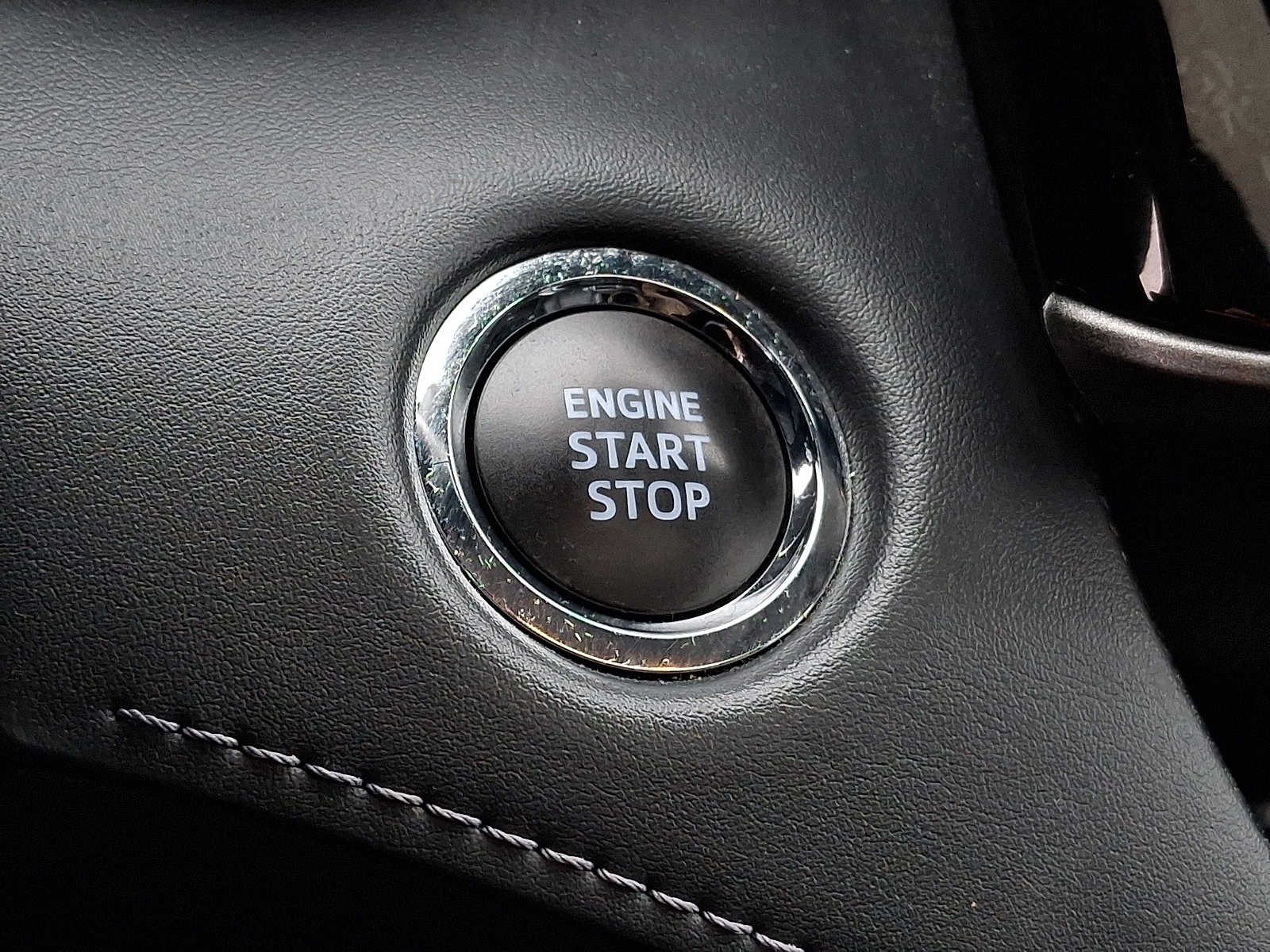 Thumbnail: 2022 Toyota Highlander - 22