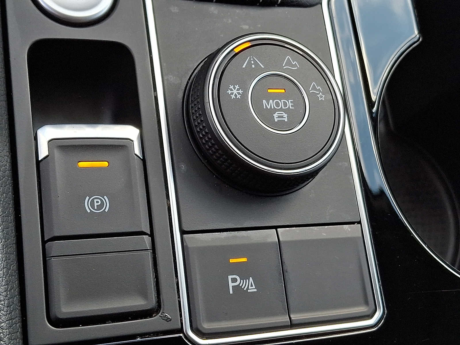 Thumbnail: 2022 Volkswagen Atlas - 22