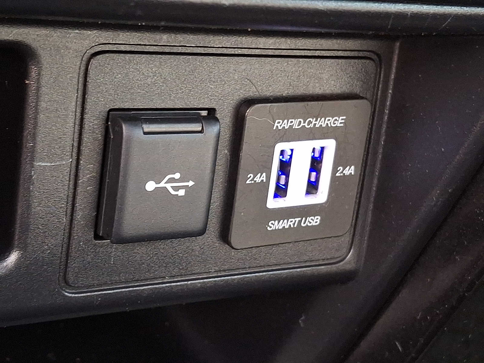 Thumbnail: 2021 Toyota 4Runner - 21