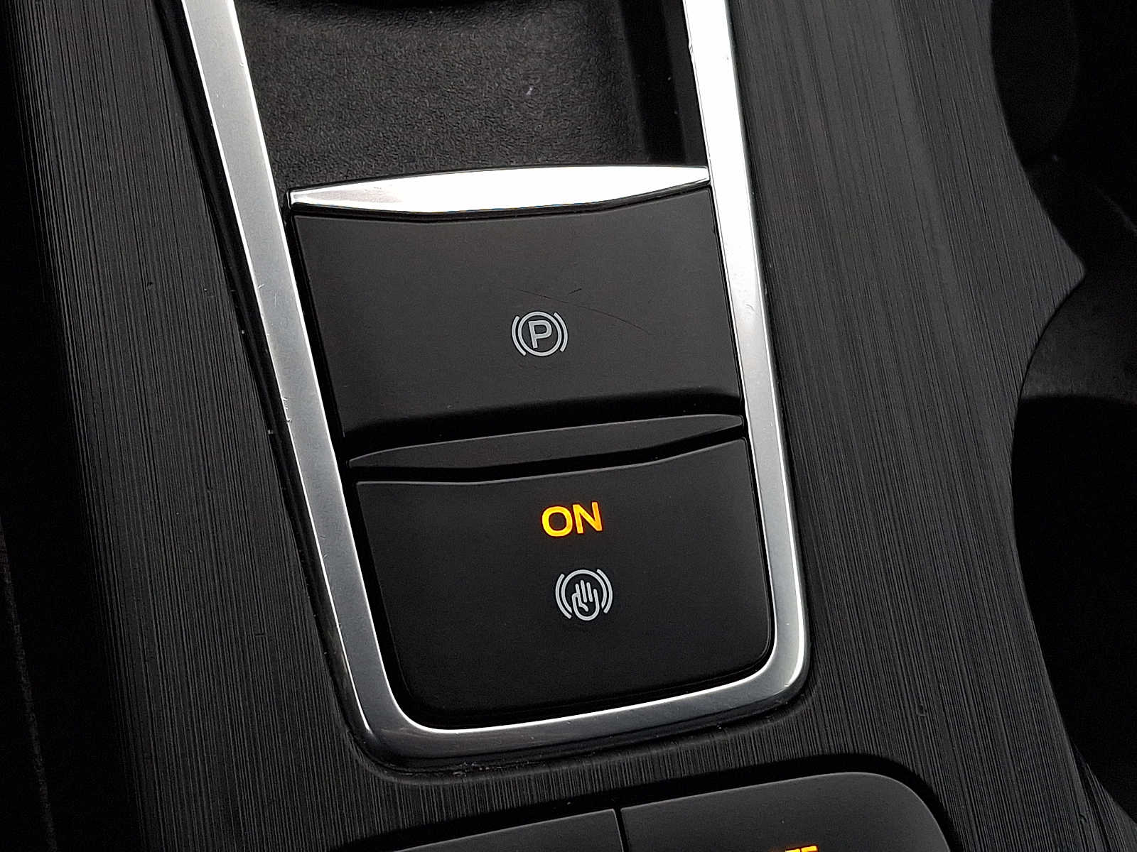 Thumbnail: 2022 Ford Escape - 23