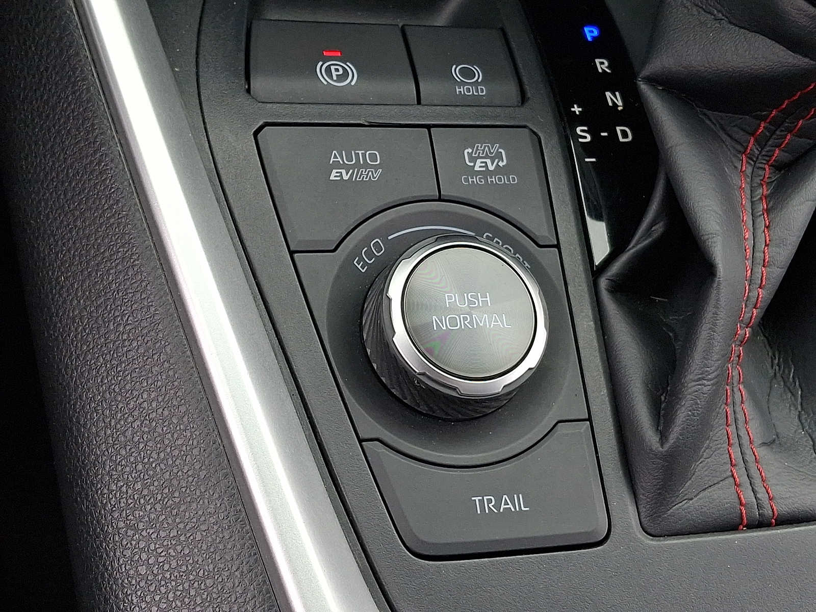 Thumbnail: 2023 Toyota RAV4 - 21