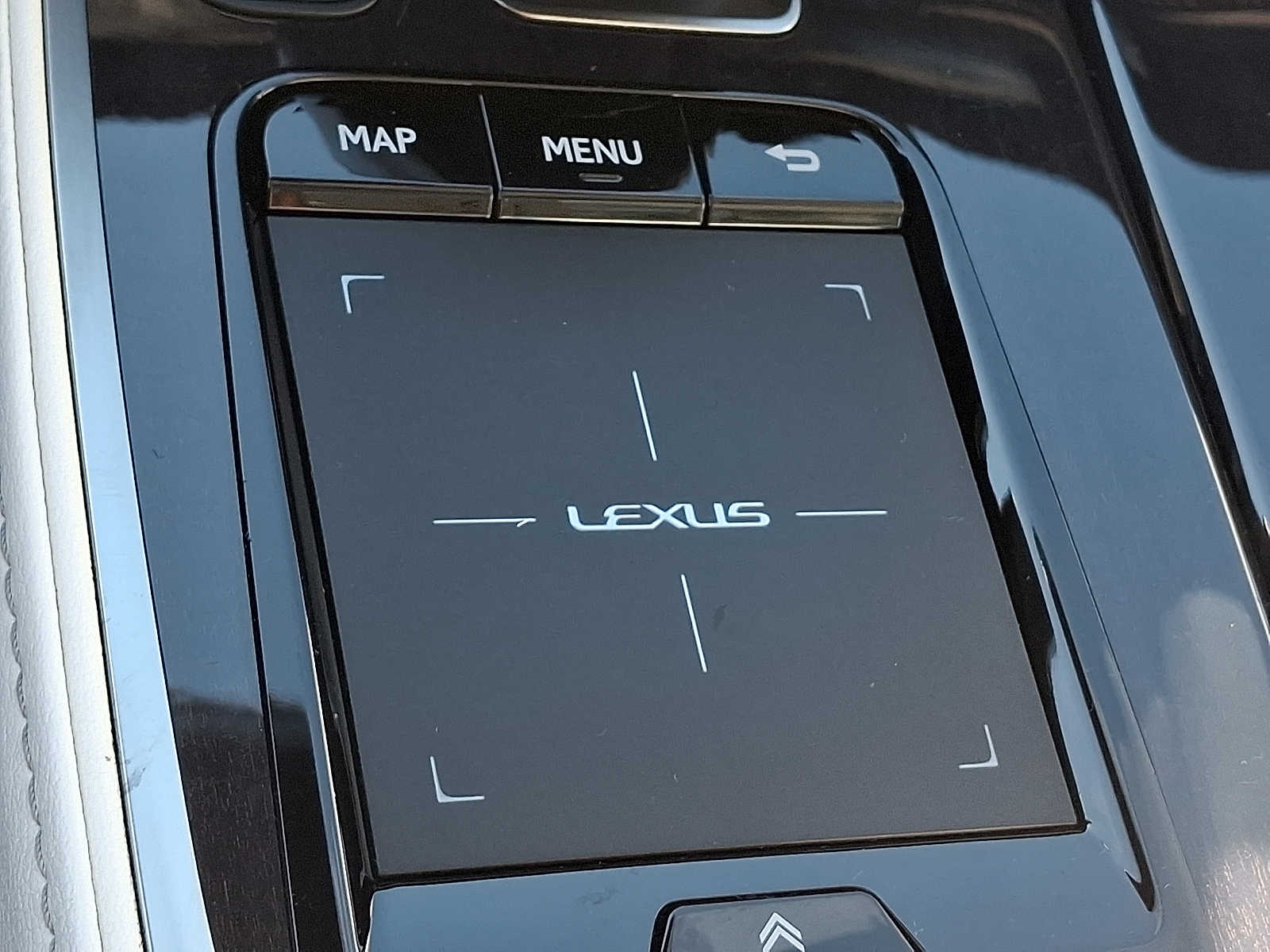 Thumbnail: 2020 Lexus LS - 20