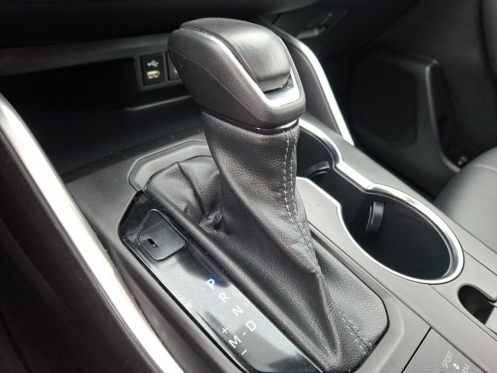 Thumbnail: 2022 Toyota Highlander - 12