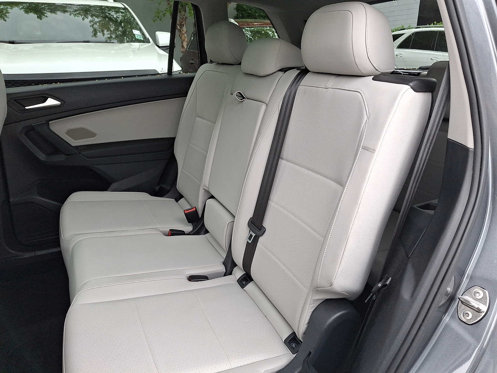 Thumbnail: 2019 Volkswagen Tiguan - 8