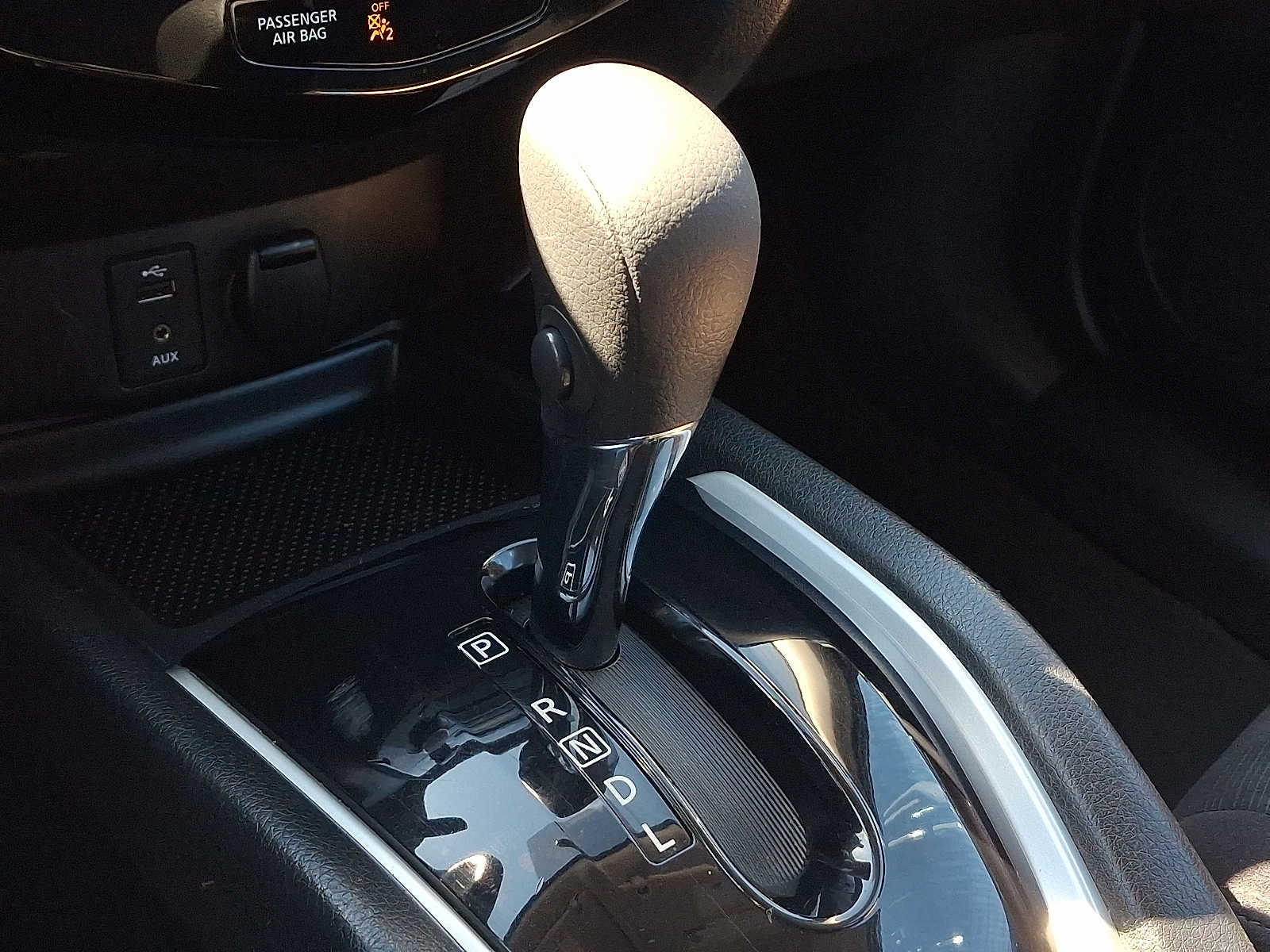 Thumbnail: 2014 Nissan Rogue - 13