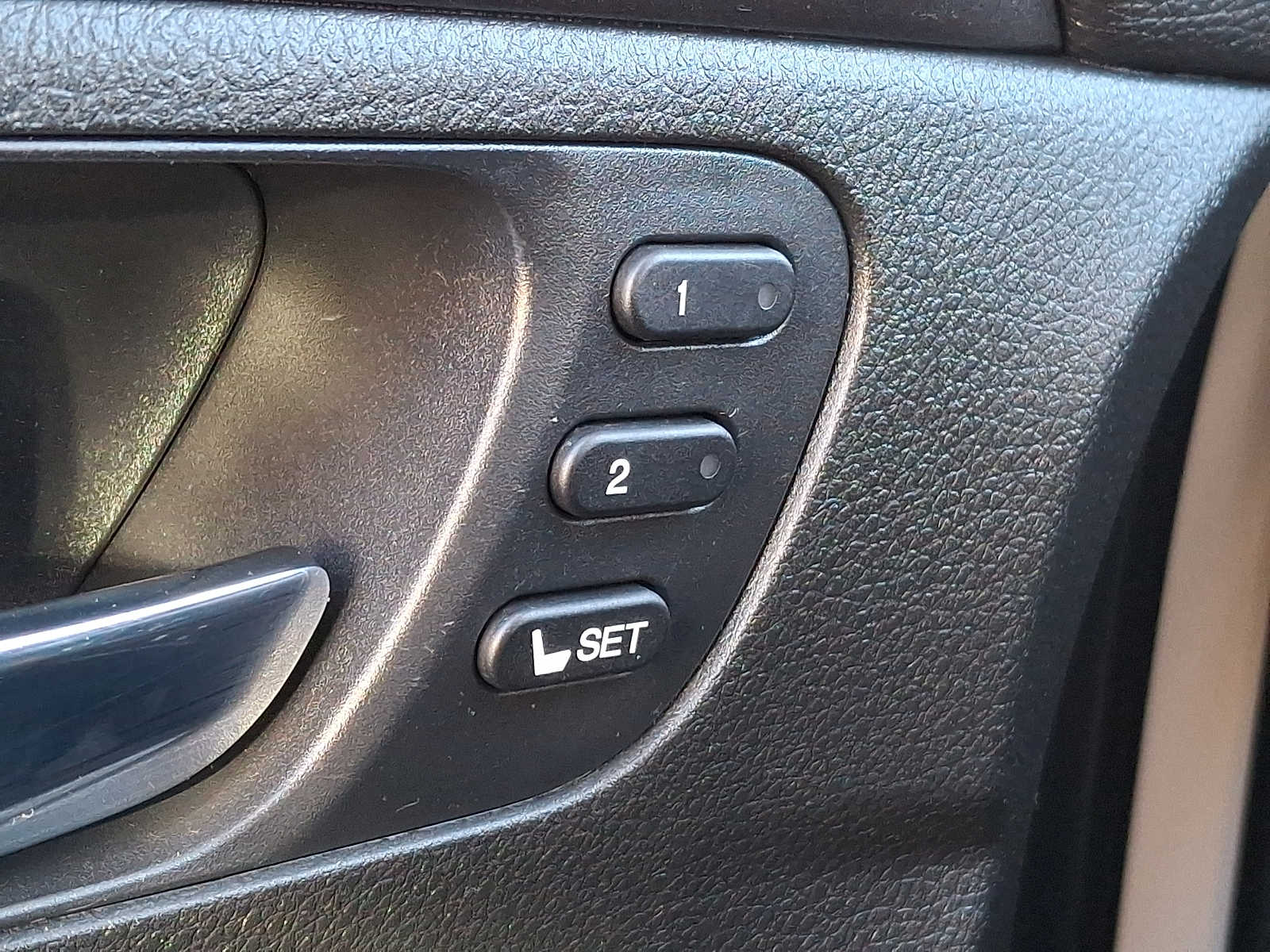 Thumbnail: 2019 Honda Pilot - 25