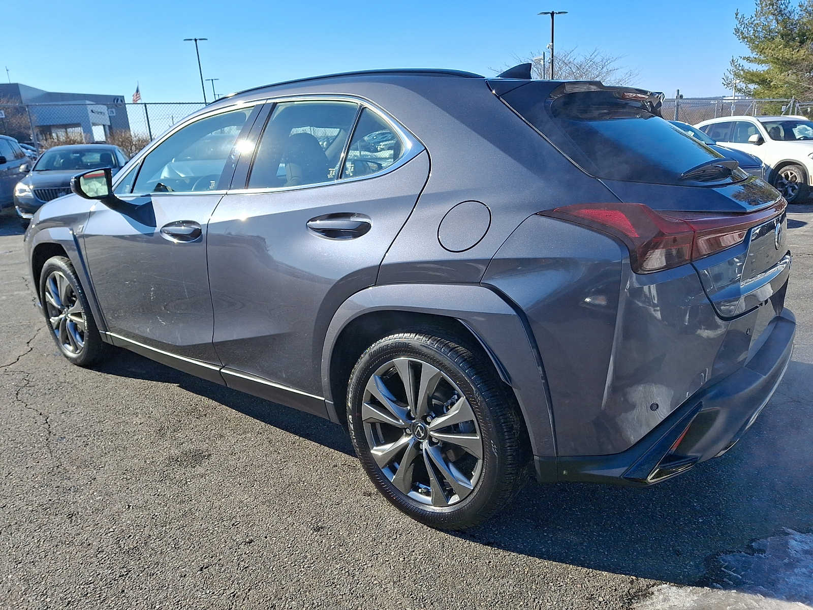 Thumbnail: 2023 Lexus UX - 6