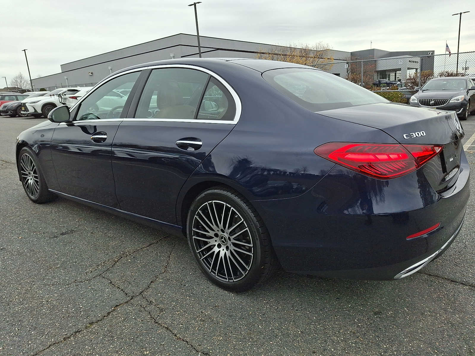 Thumbnail: 2023 Mercedes-Benz C-Class - 7